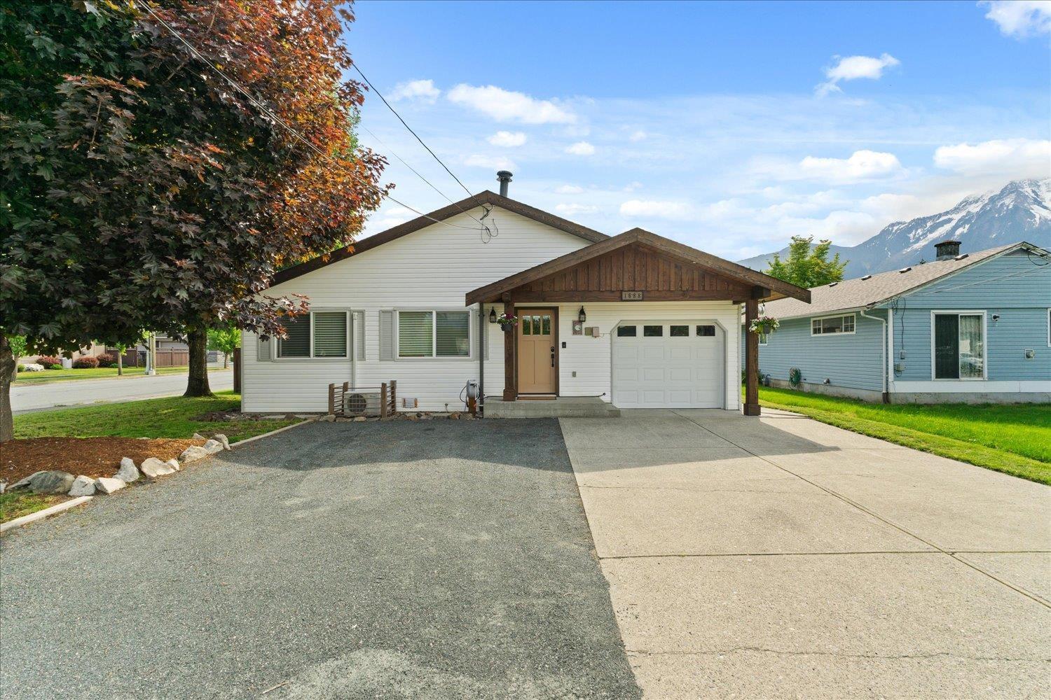 Property at 1688 PARKWOOD DRIVE image 1