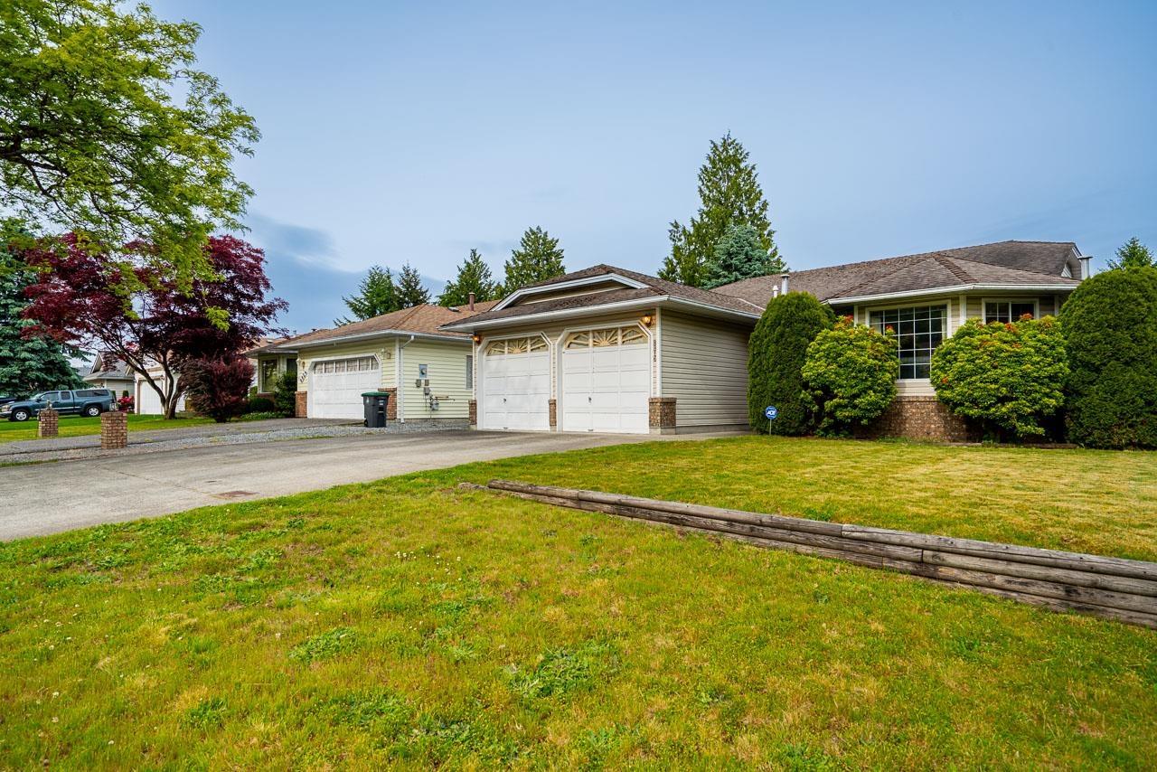 8816 157 Street, Surrey, British Columbia  V4N 2Y8 - Photo 3 - R3006566
