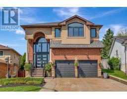 130 NAPOLI DRIVE, Hamilton, Ontario