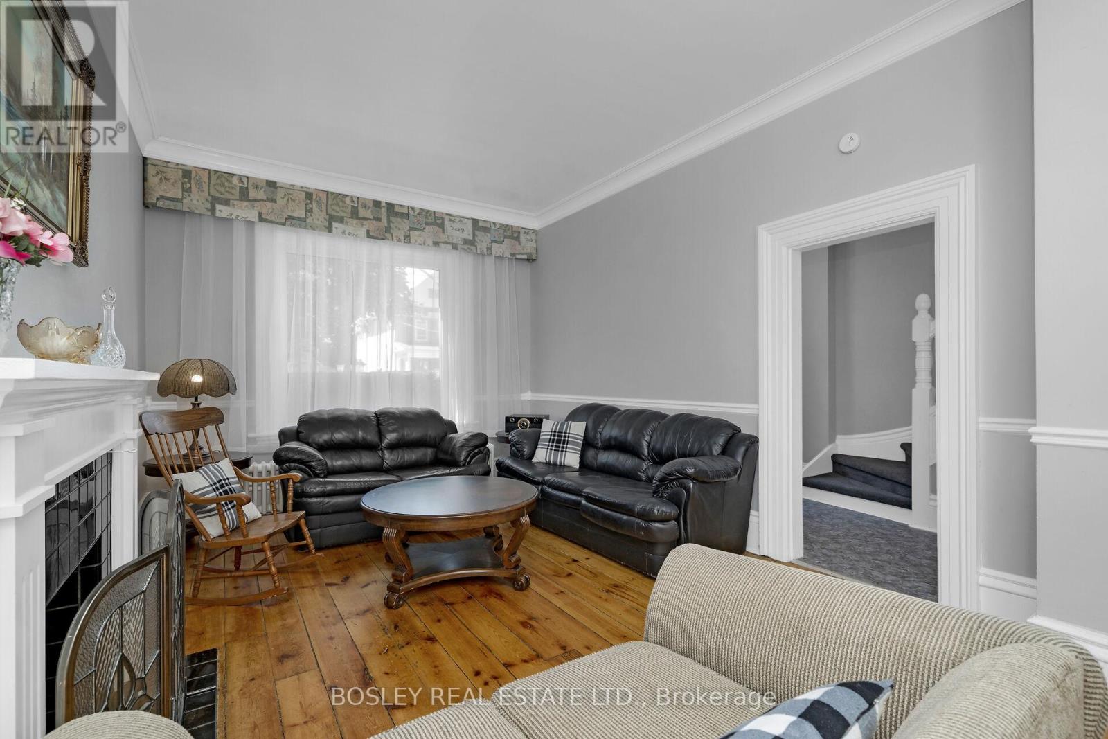 135 Webb Street, Minto, Ontario  N0G 1Z0 - Photo 10 - X12170380