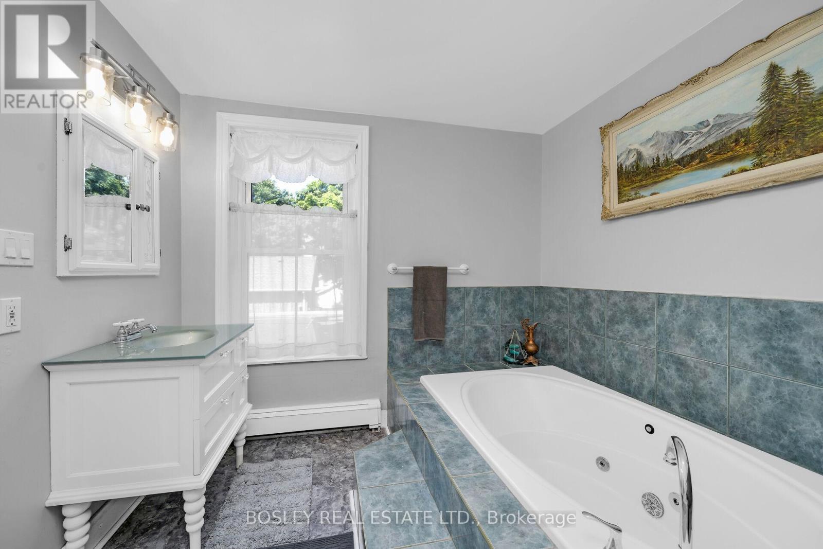 135 Webb Street, Minto, Ontario  N0G 1Z0 - Photo 28 - X12170380