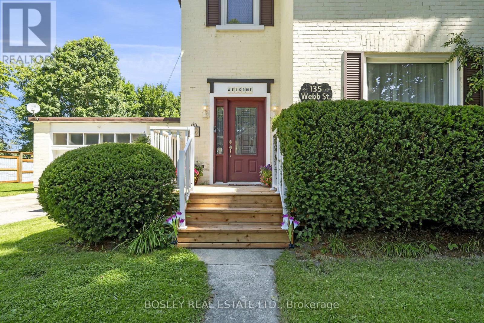 135 Webb Street, Minto, Ontario  N0G 1Z0 - Photo 6 - X12170380