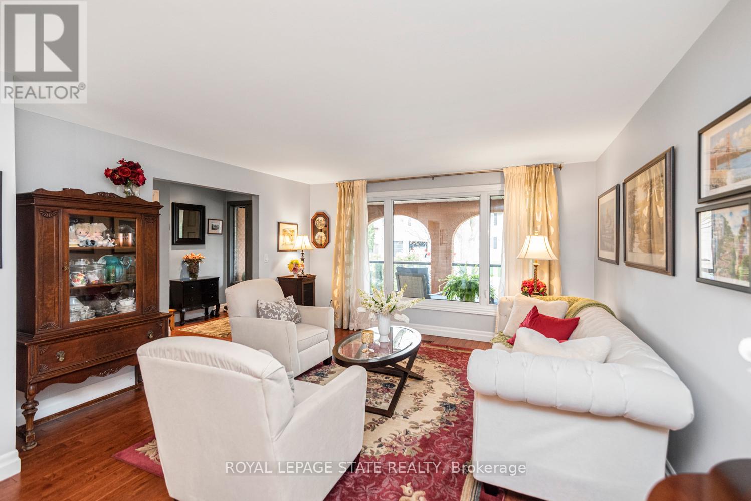 97 Albion Falls Boulevard, Hamilton, Ontario  L8W 1R4 - Photo 7 - X12170412