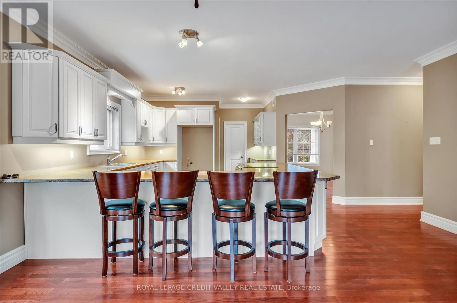 62 Edgewood Road, Peterborough West, Ontario  K9J 6V8 - Photo 10 - X12170459