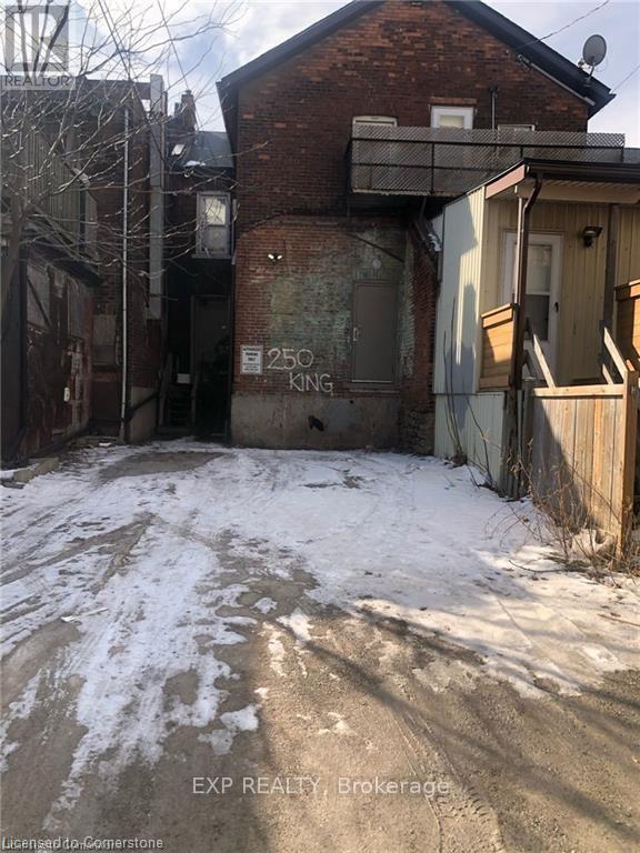 Loft - 250 King Street W, Hamilton, Ontario  L8P 1A9 - Photo 7 - X12170460