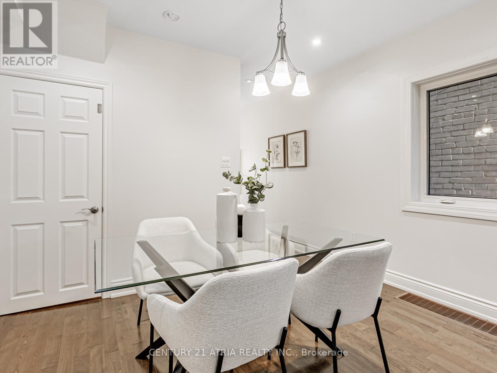 117 Aldwych Avenue, Toronto, Ontario  M4J 1X7 - Photo 6 - E12165943
