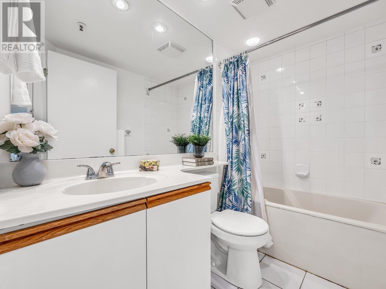 209 1433 E 1st Street, Vancouver, British Columbia  V5N 1A4 - Photo 14 - R3006560