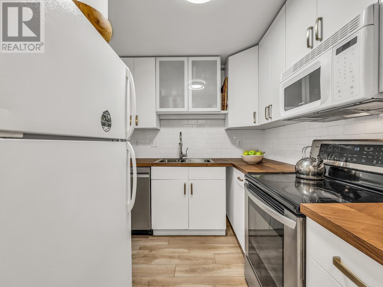 209 1433 E 1st Street, Vancouver, British Columbia  V5N 1A4 - Photo 7 - R3006560