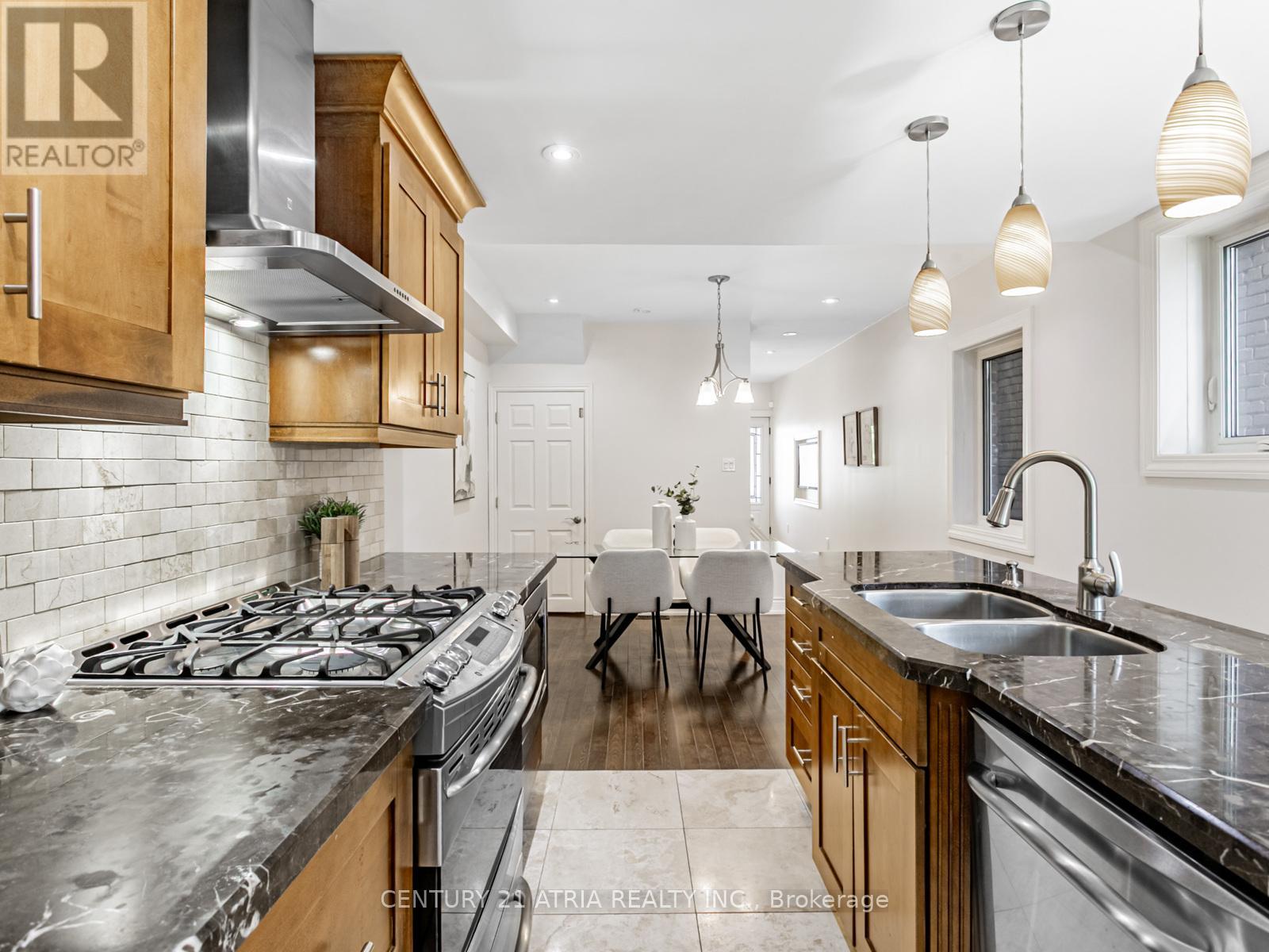 117 Aldwych Avenue, Toronto, Ontario  M4J 1X7 - Photo 13 - E12165943