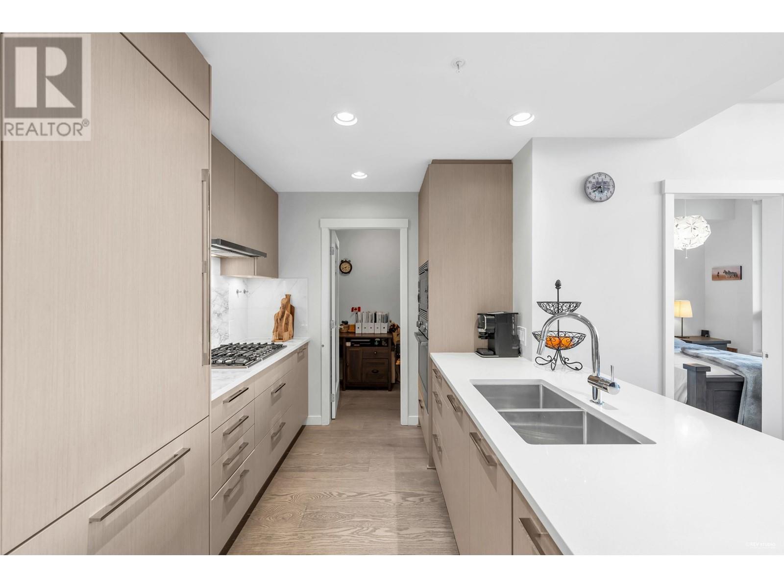 636 3563 Ross Drive, Vancouver, British Columbia  V6S 0L3 - Photo 3 - R3006414