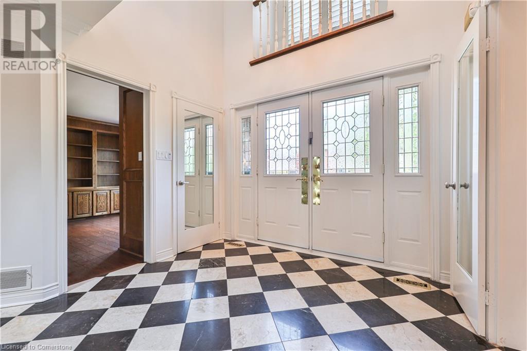 Property at 108 WHITTINGTON Place image 3