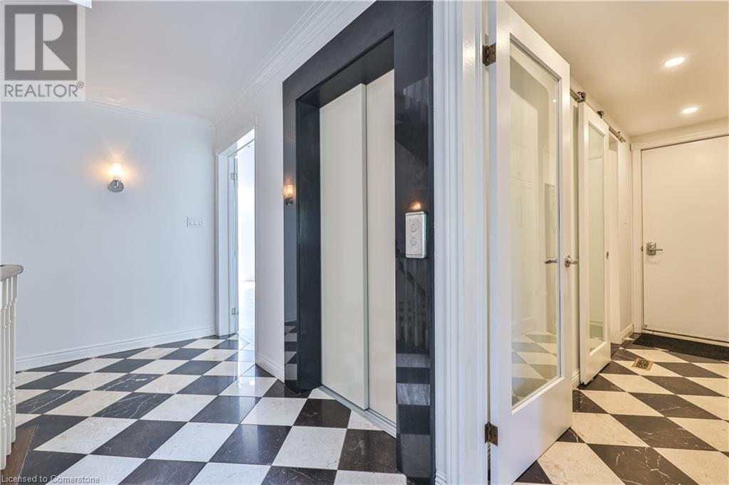 Property at 108 WHITTINGTON Place image 5