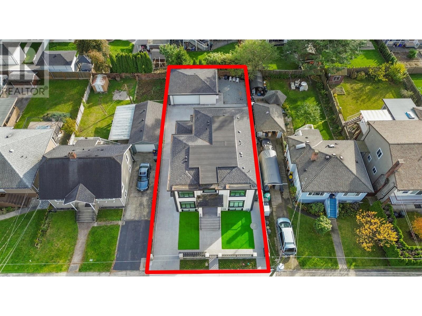 Property at 7980 15TH AVENUE image 3