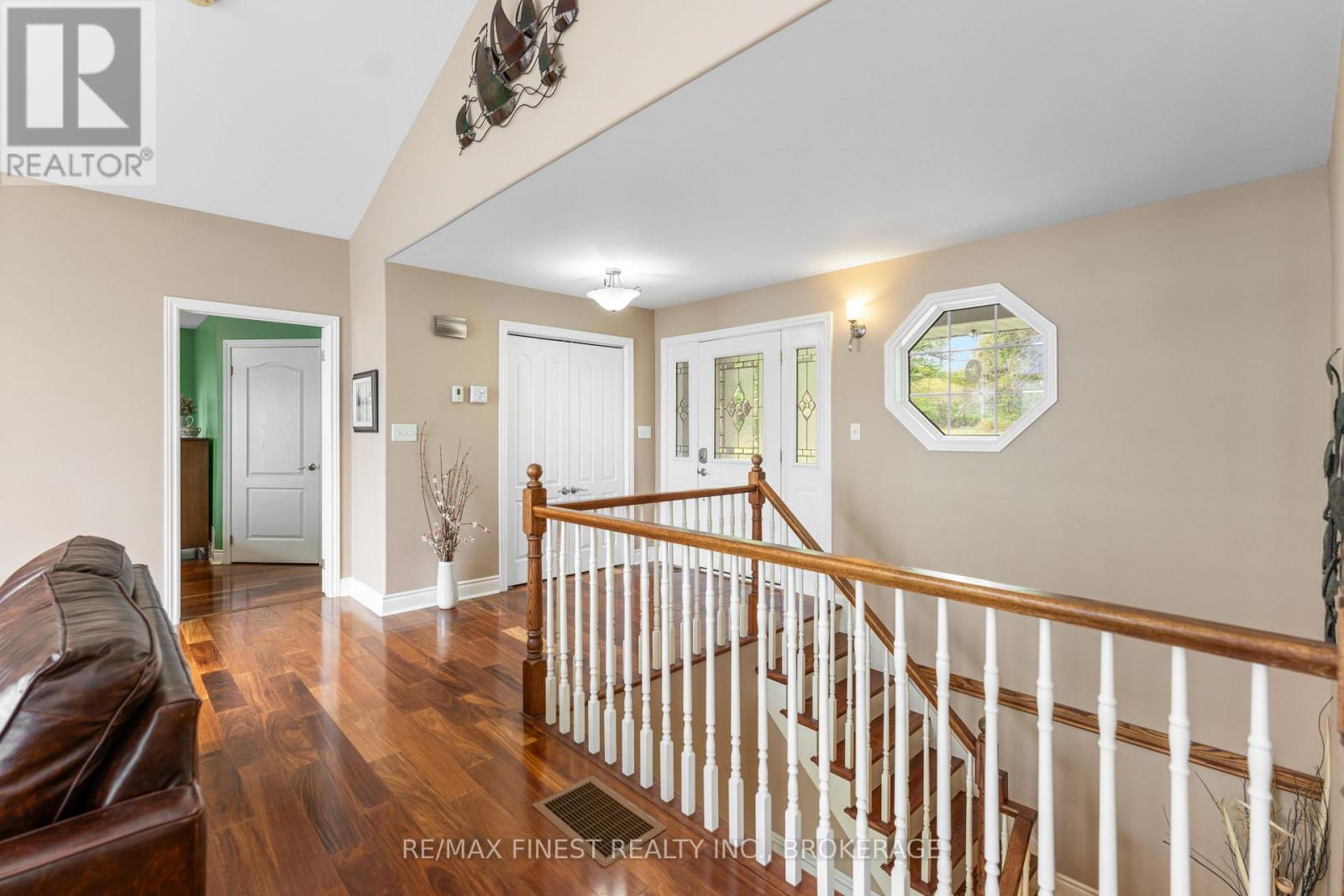 121 Hickory Lane, Frontenac Islands, Ontario  K0H 2Y0 - Photo 10 - X12170294
