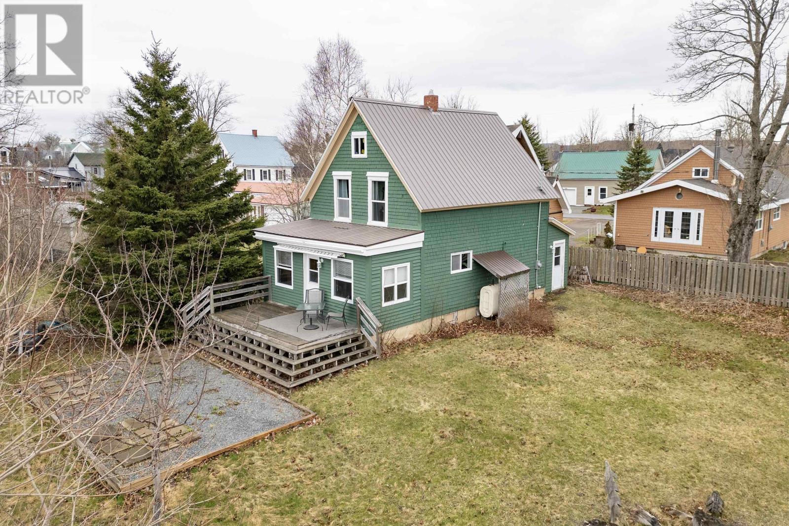 1 Moore Street, Parrsboro, Nova Scotia  B0M 1S0 - Photo 5 - 202508784