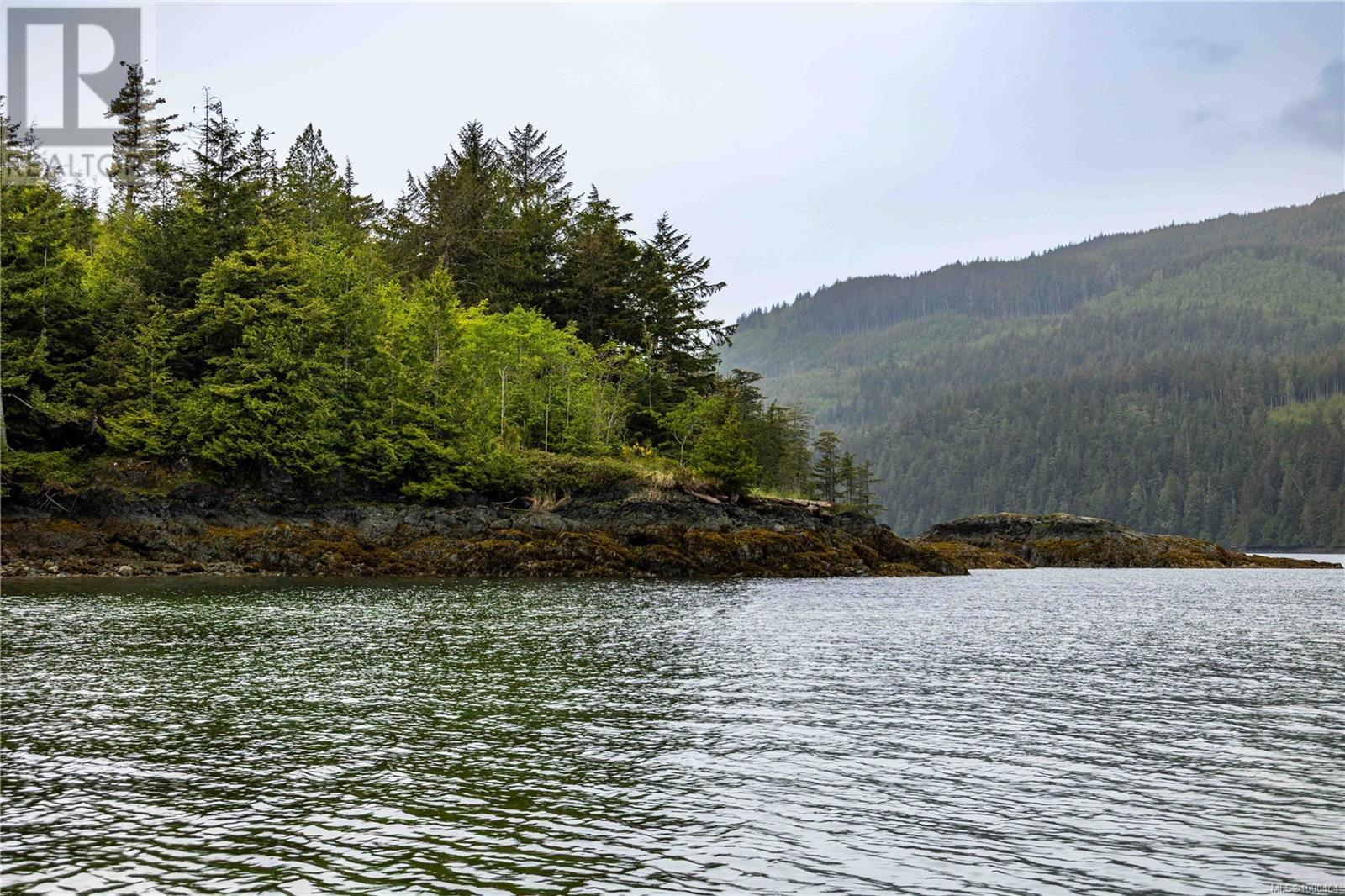 Dl1833 Cracroft Island, West Cracroft Island, British Columbia  V0N 3J0 - Photo 8 - 1000404