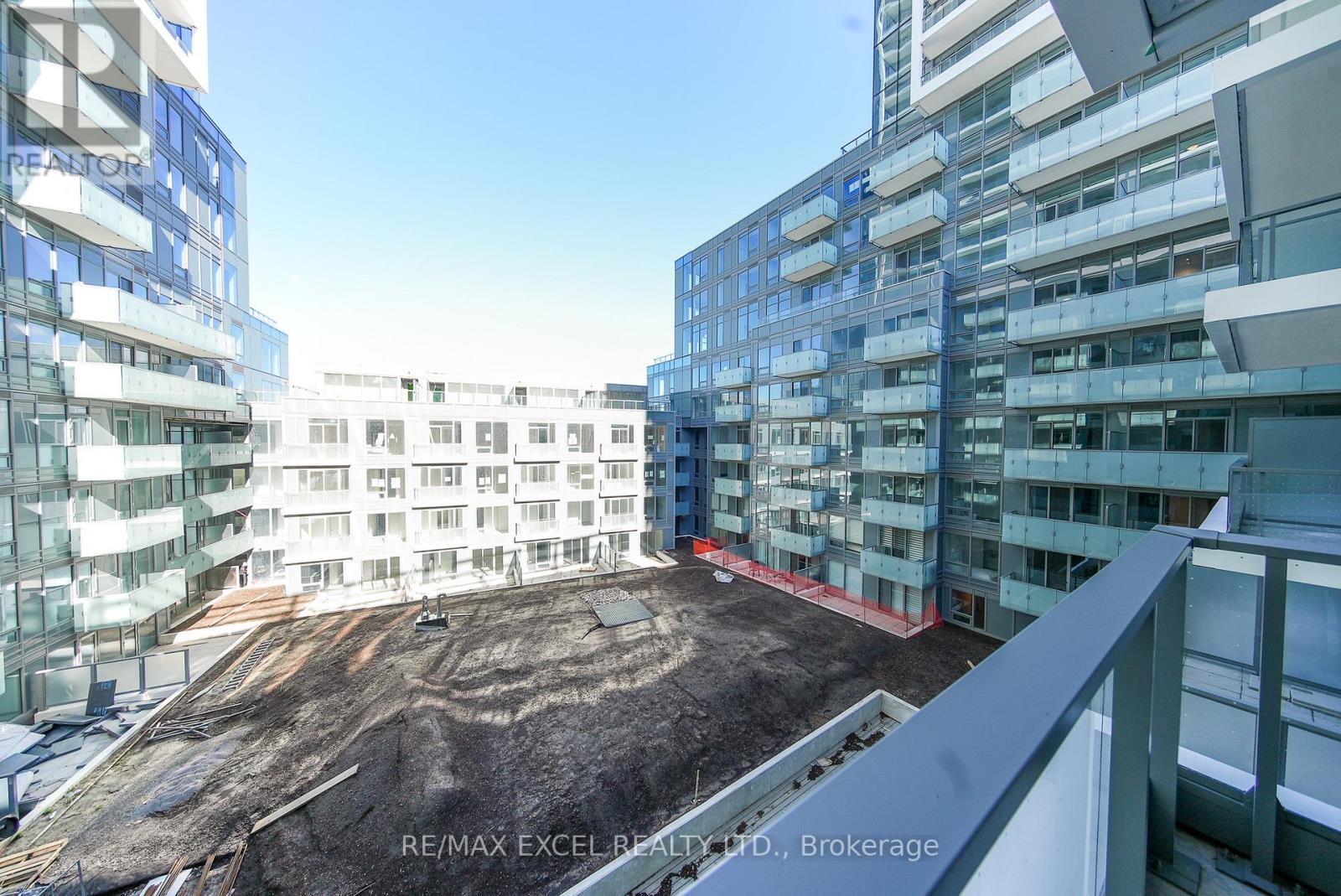 N624 - 7 Golden Lion Heights, Toronto, Ontario  M2M 4E7 - Photo 11 - C12170466