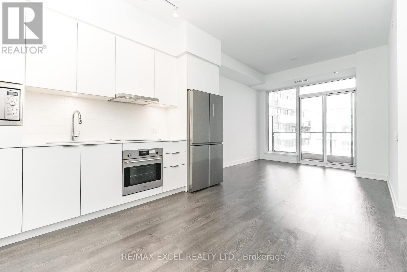 N624 - 7 Golden Lion Heights, Toronto, Ontario  M2M 4E7 - Photo 5 - C12170466