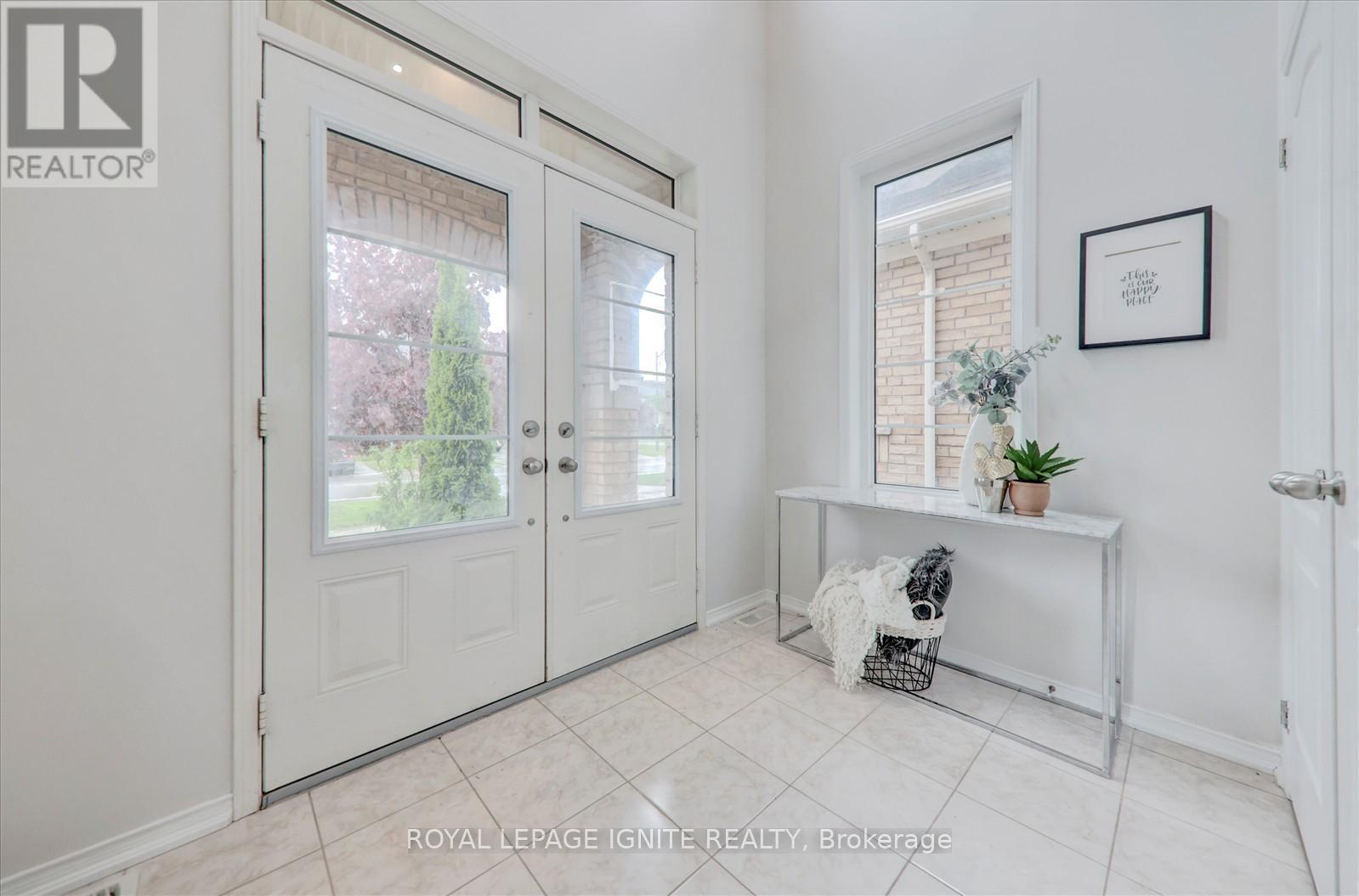 2571 Kentucky Derby Way, Oshawa, Ontario  L1L 0K2 - Photo 5 - E12170493