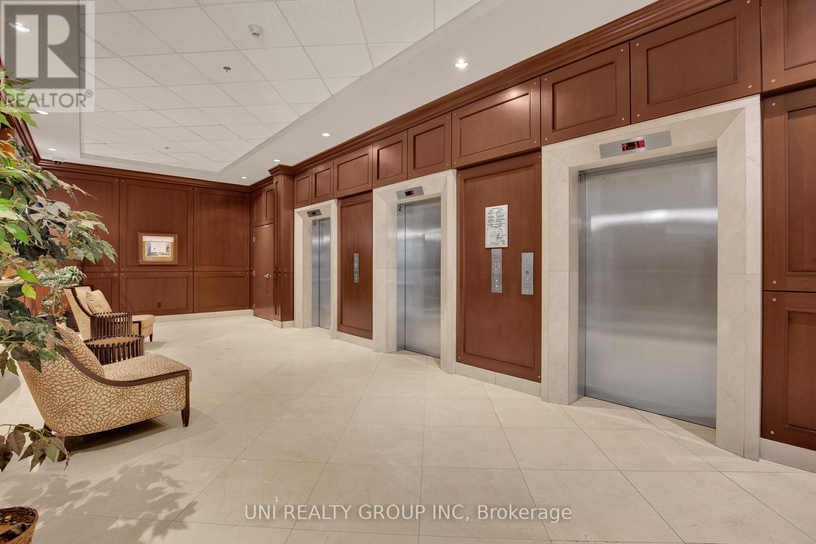 1209 - 200 Rideau Street, Ottawa, Ontario  K1N 5Y1 - Photo 2 - X12120102