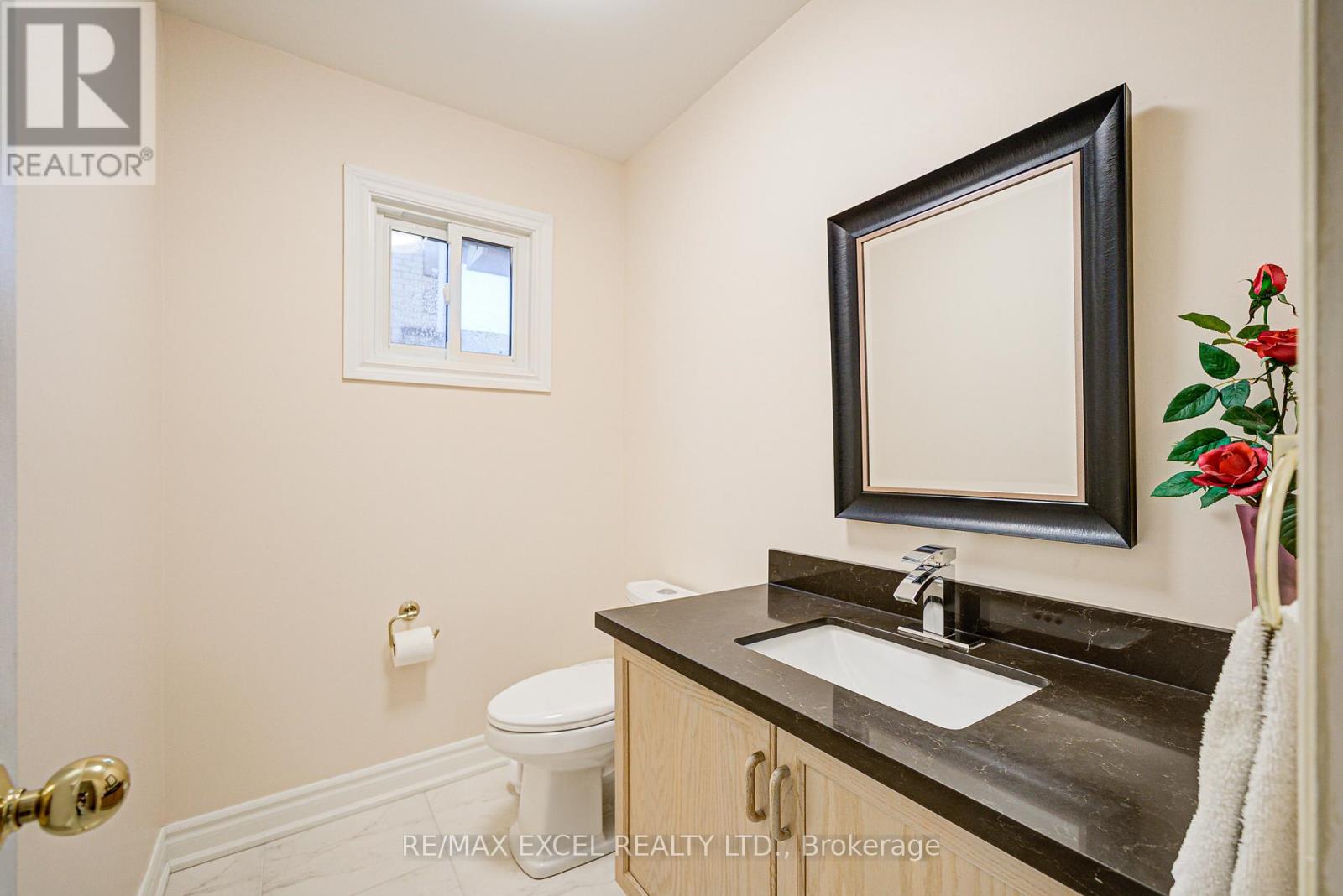 18 Tamara Drive, Richmond Hill, Ontario  L4S 1E7 - Photo 11 - N12170467