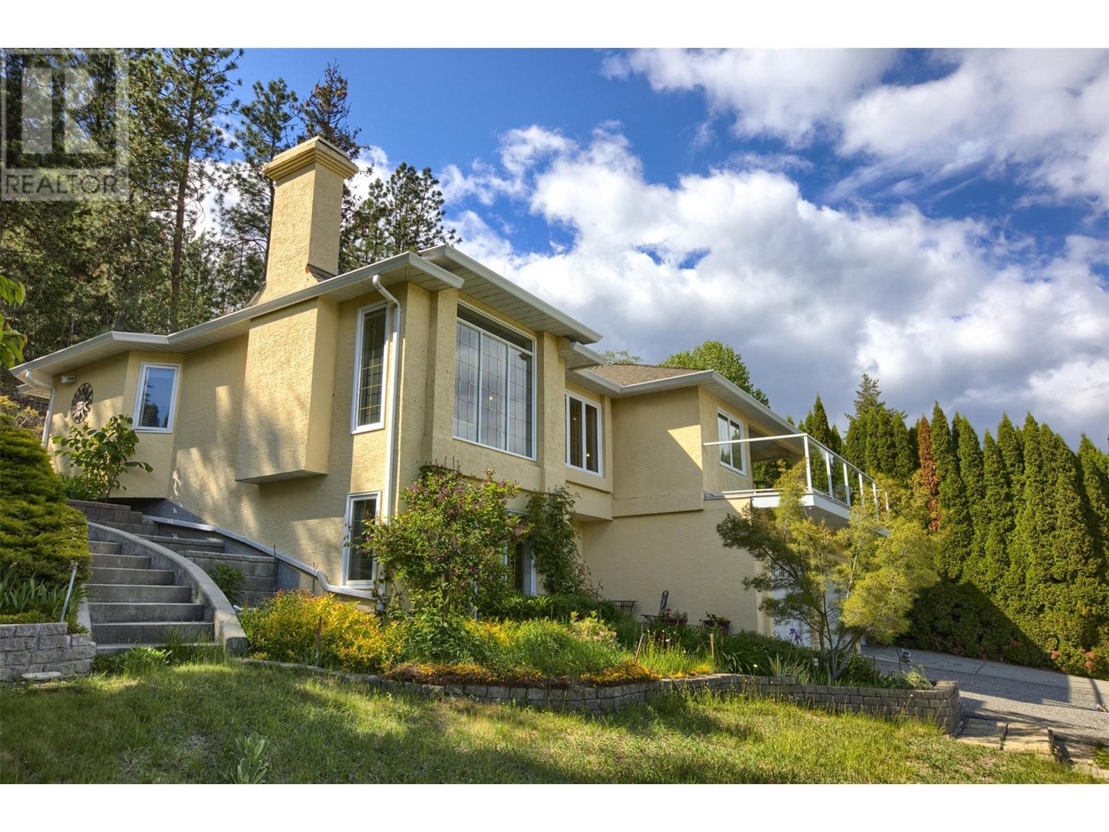 1201 Trevor Drive, West Kelowna, British Columbia