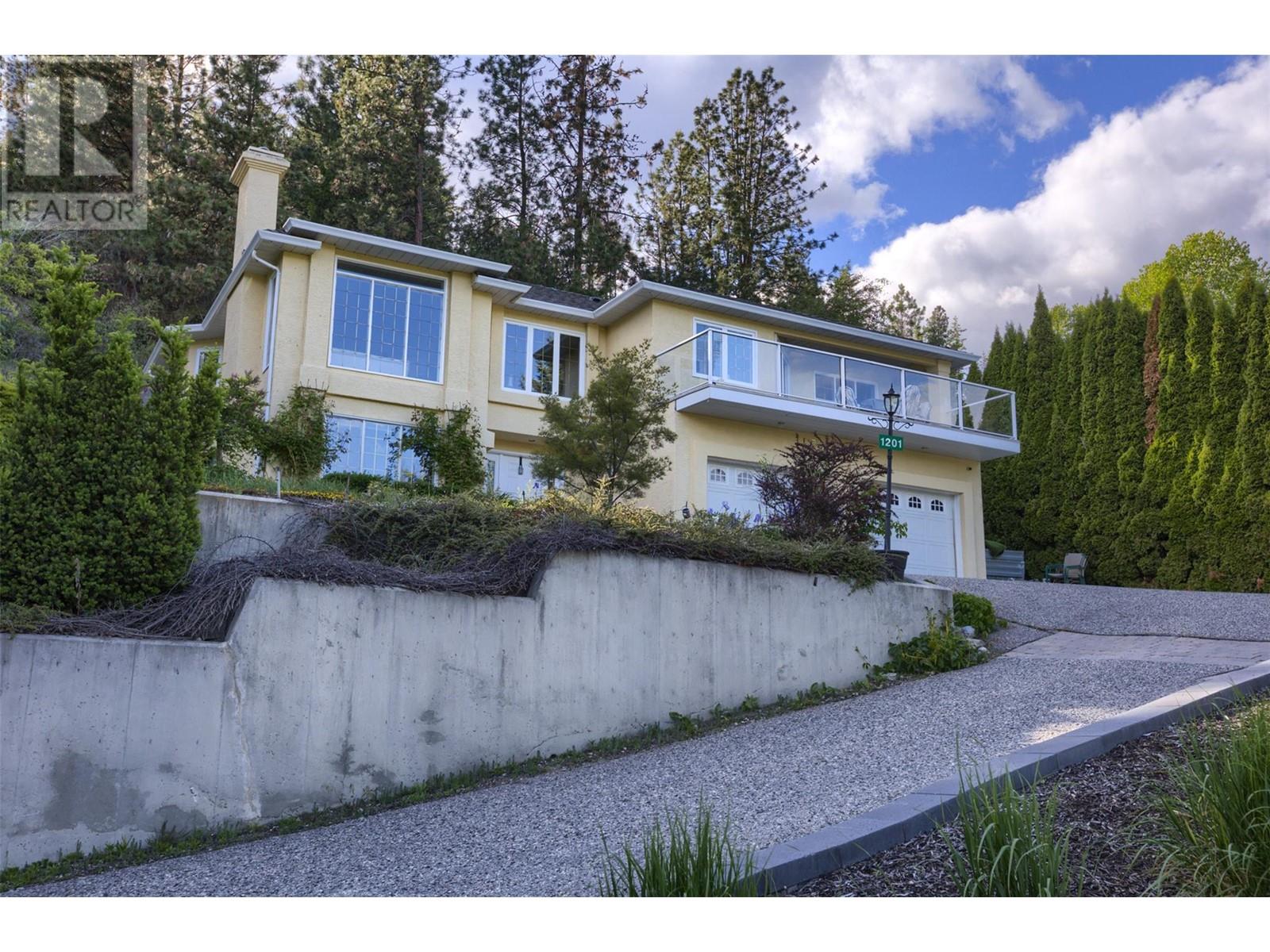 1201 Trevor Drive, West Kelowna, British Columbia  V1Z 1R5 - Photo 63 - 10349105
