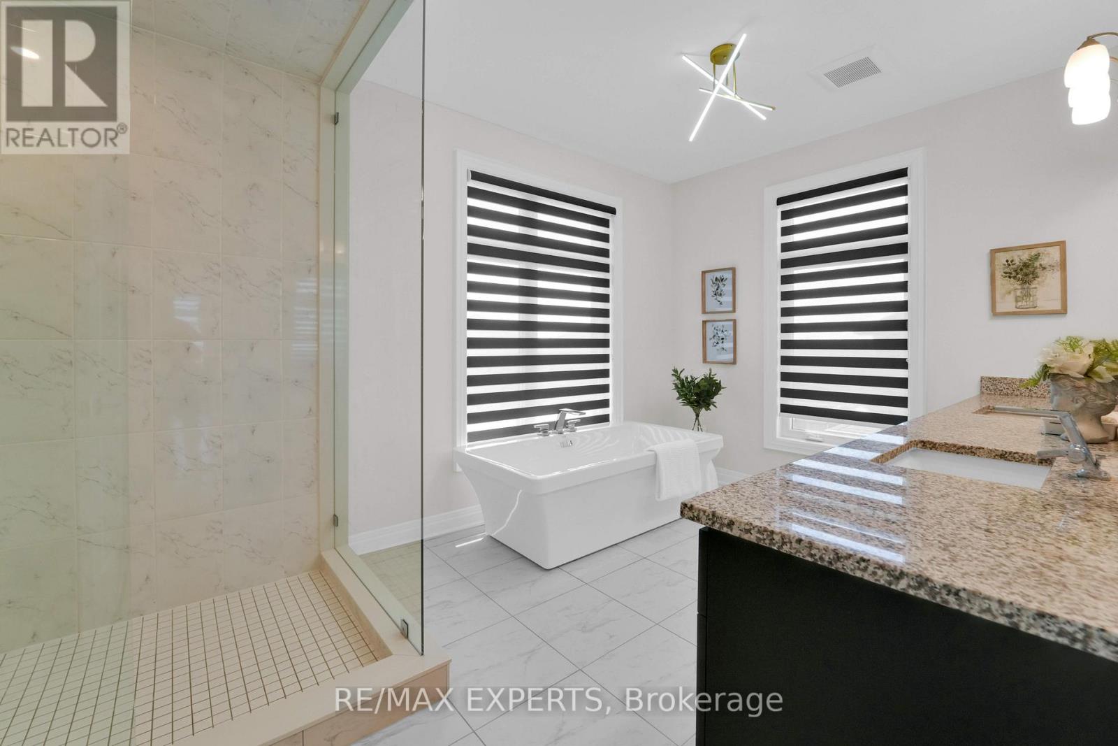 99 Wainfleet Crescent, Vaughan (Vellore Village), Ontario  L3L 0E7 - Photo 32 - N12169786