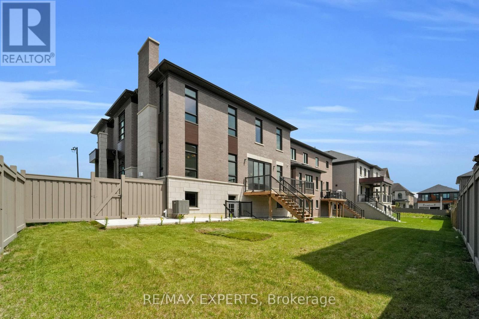 99 Wainfleet Crescent, Vaughan (Vellore Village), Ontario  L3L 0E7 - Photo 44 - N12169786