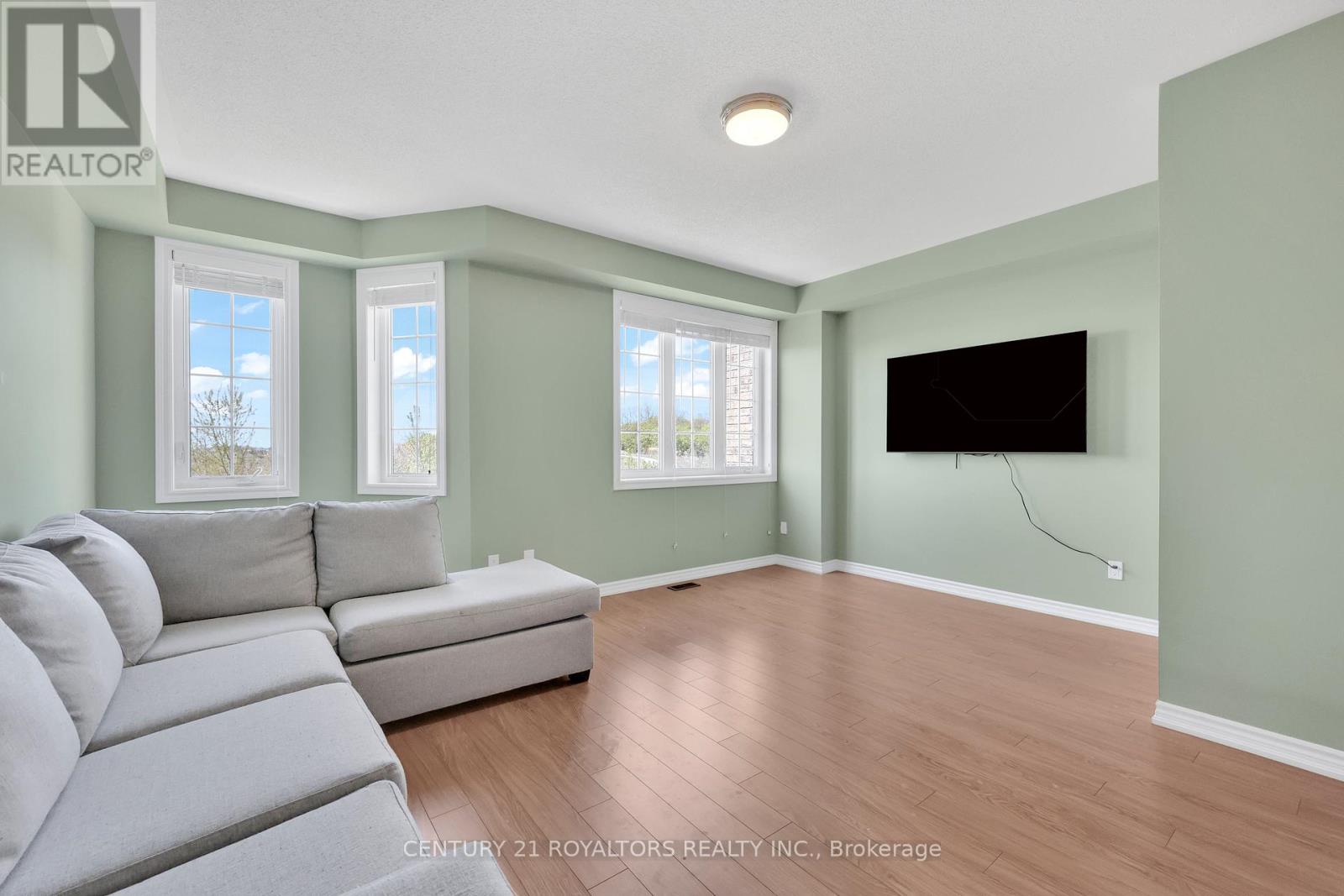34 Miami Grove, Brampton, Ontario  L6Z 0H7 - Photo 18 - W12170468