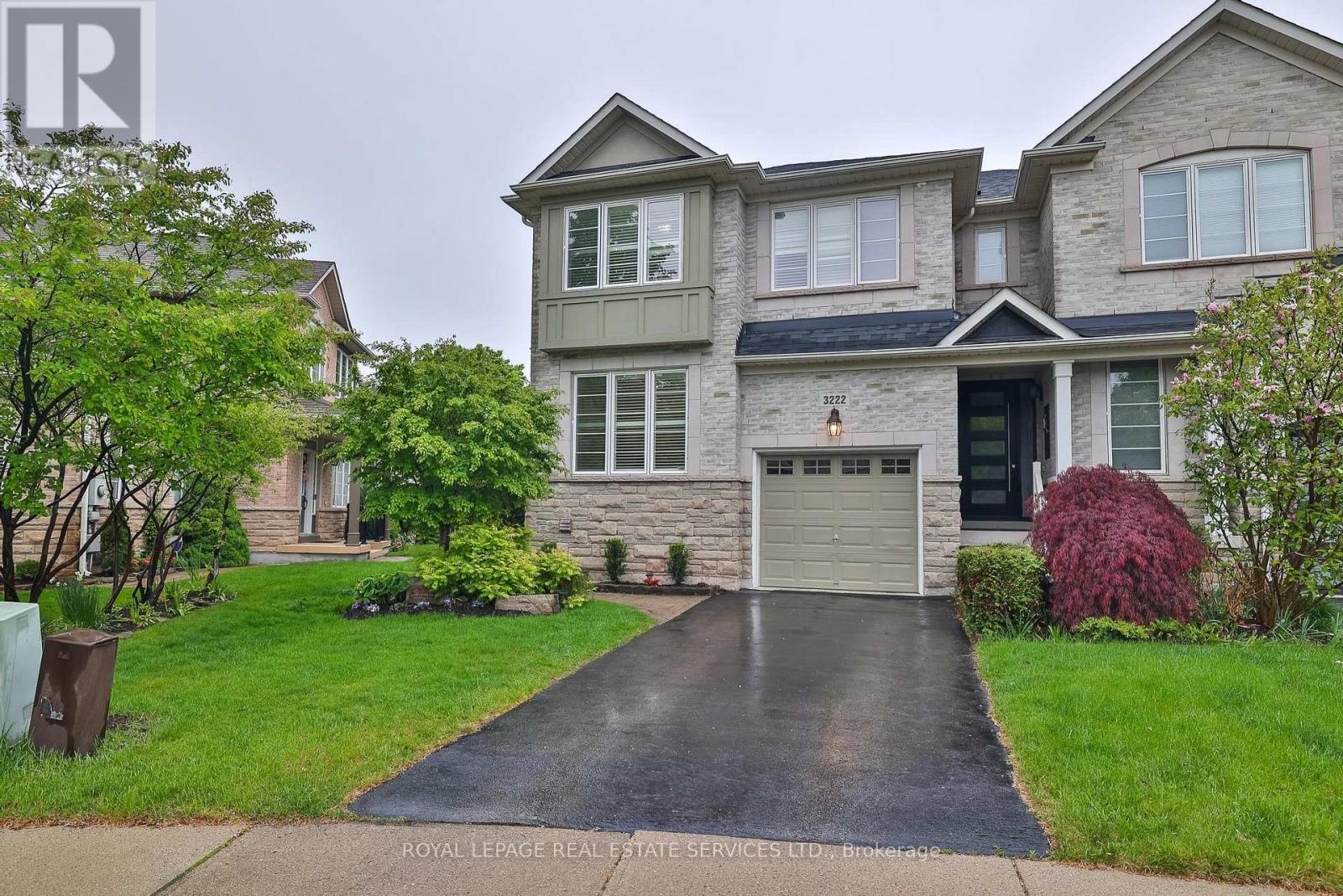 Property at 3222 EPWORTH CRESCENT image 1