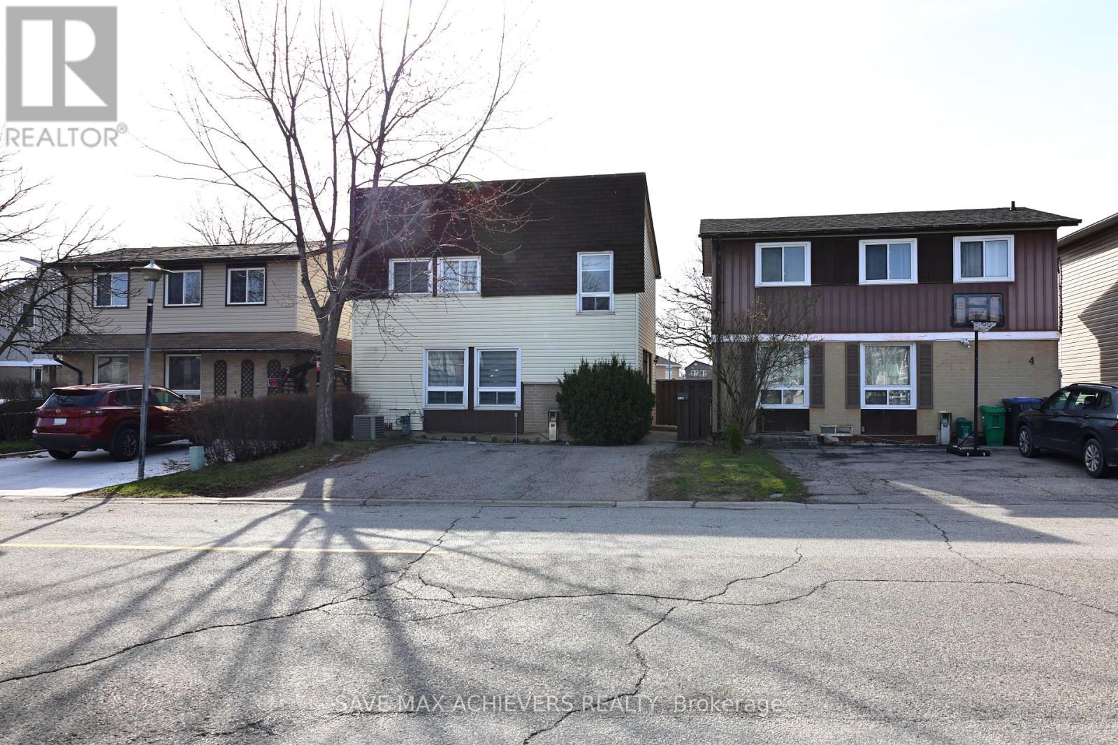 3 GOLD FINCH COURT, Brampton, Ontario