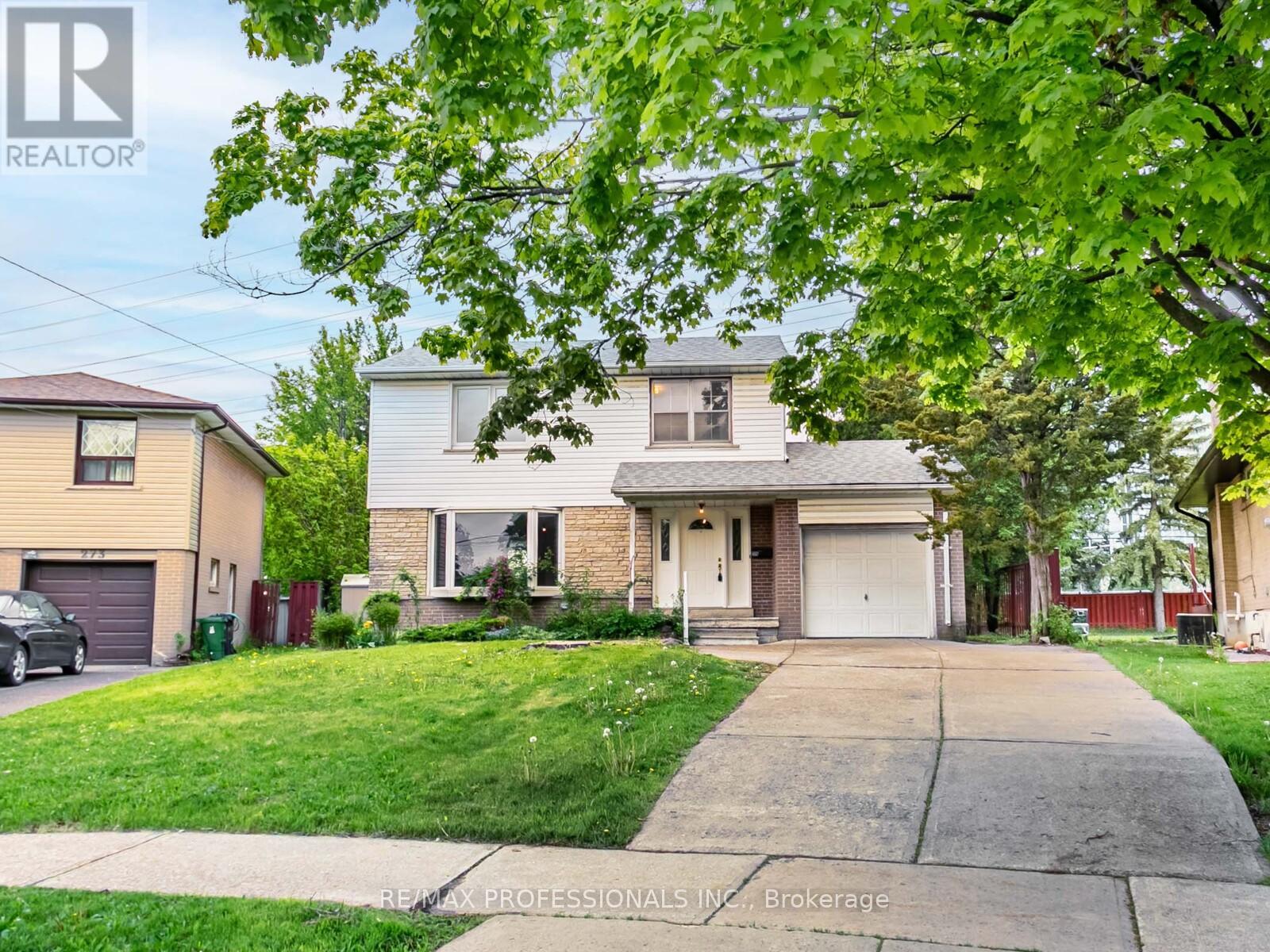 275 JEFFCOAT DRIVE, Toronto, Ontario