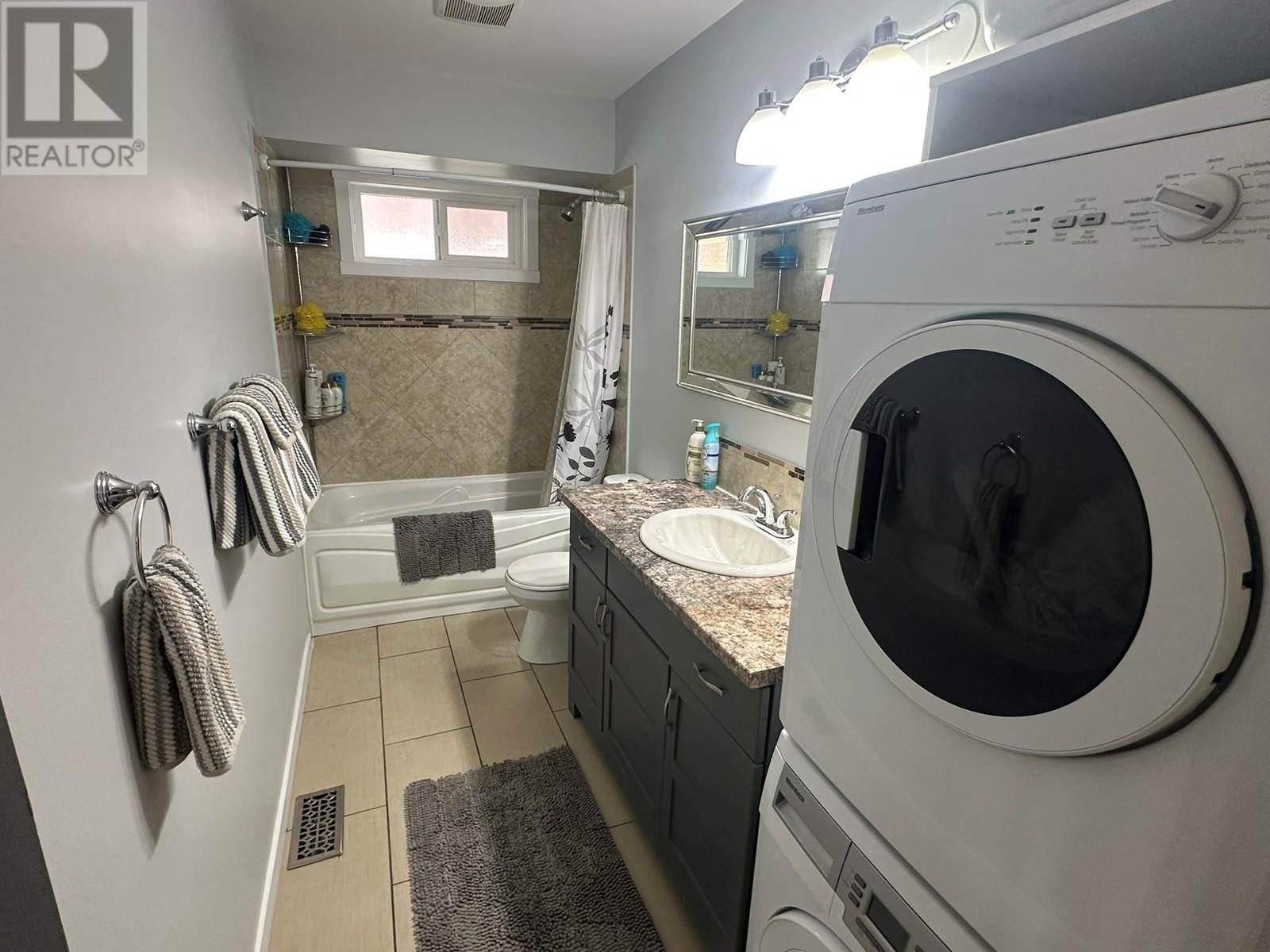 1206 43 Avenue, Vernon, BC V1T8C9