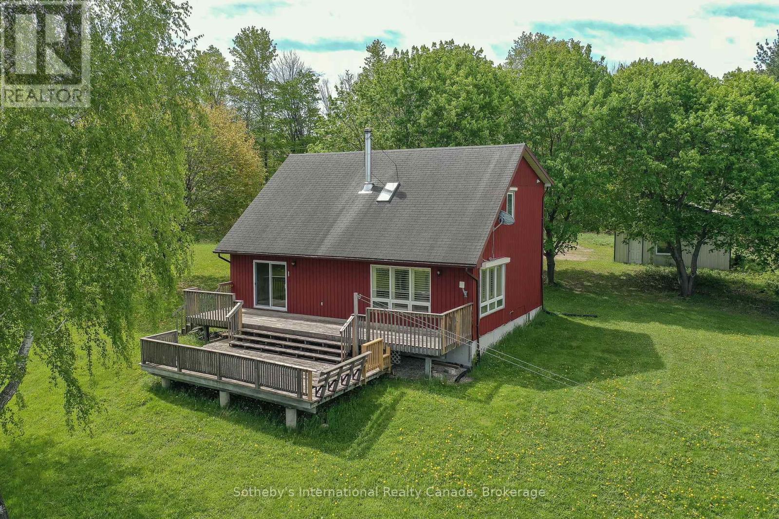 Property at 608173 12TH SIDE ROAD image 2