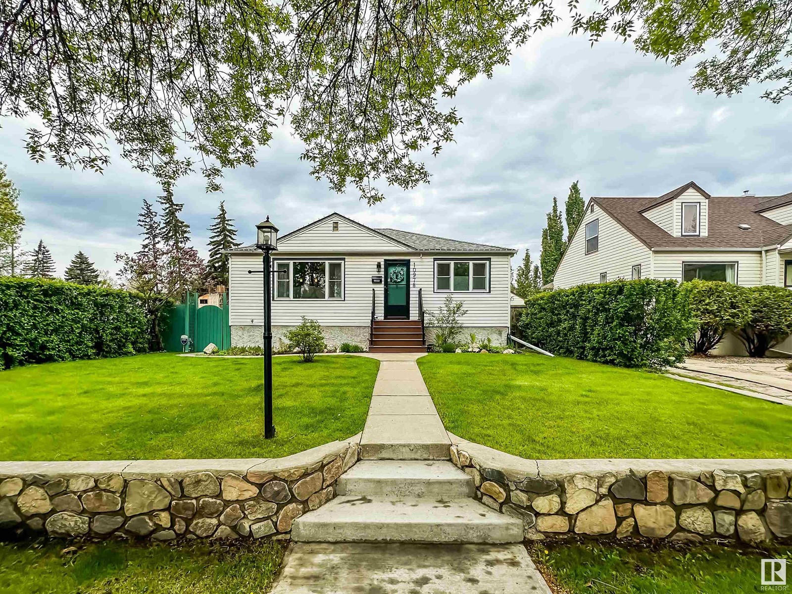 10978 135 St Nw, Edmonton, Alberta  T5M 1K2 - Photo 2 - E4438251