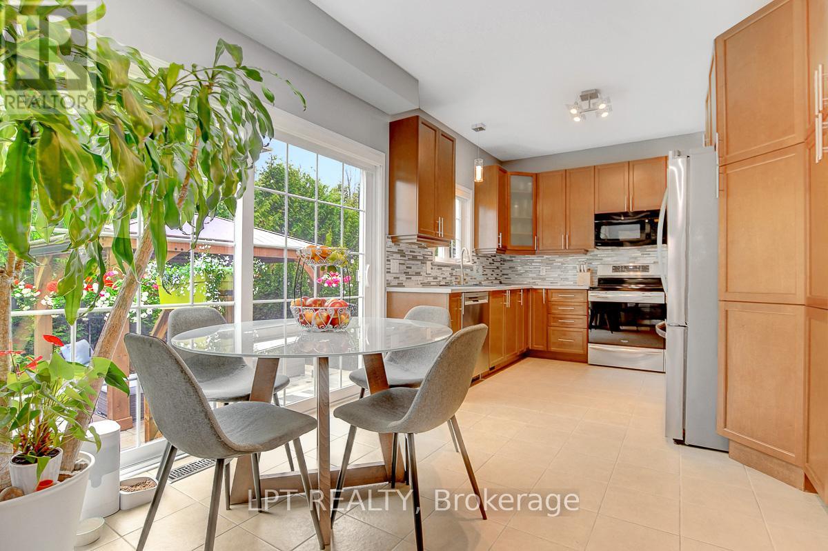 345 Eckerson Avenue, Ottawa, Ontario  K2S 0K9 - Photo 10 - X12170568