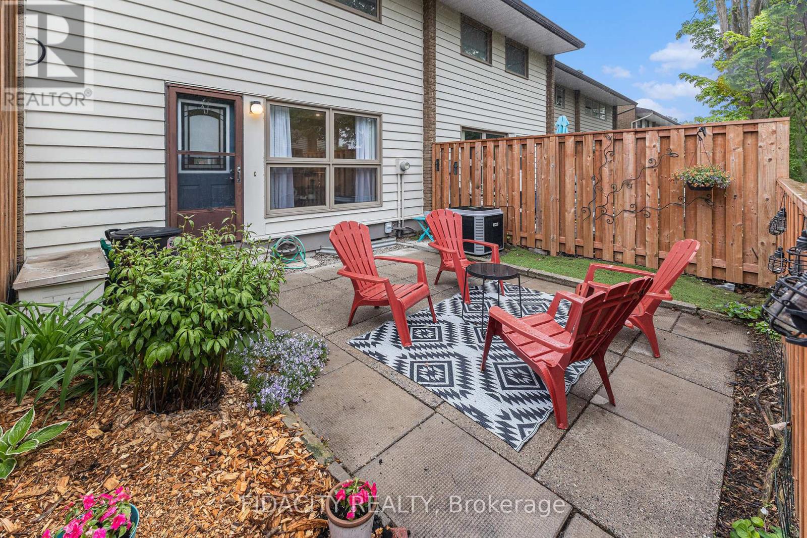 19 Carmichael Court, Ottawa, Ontario  K2K 1K1 - Photo 26 - X12170584
