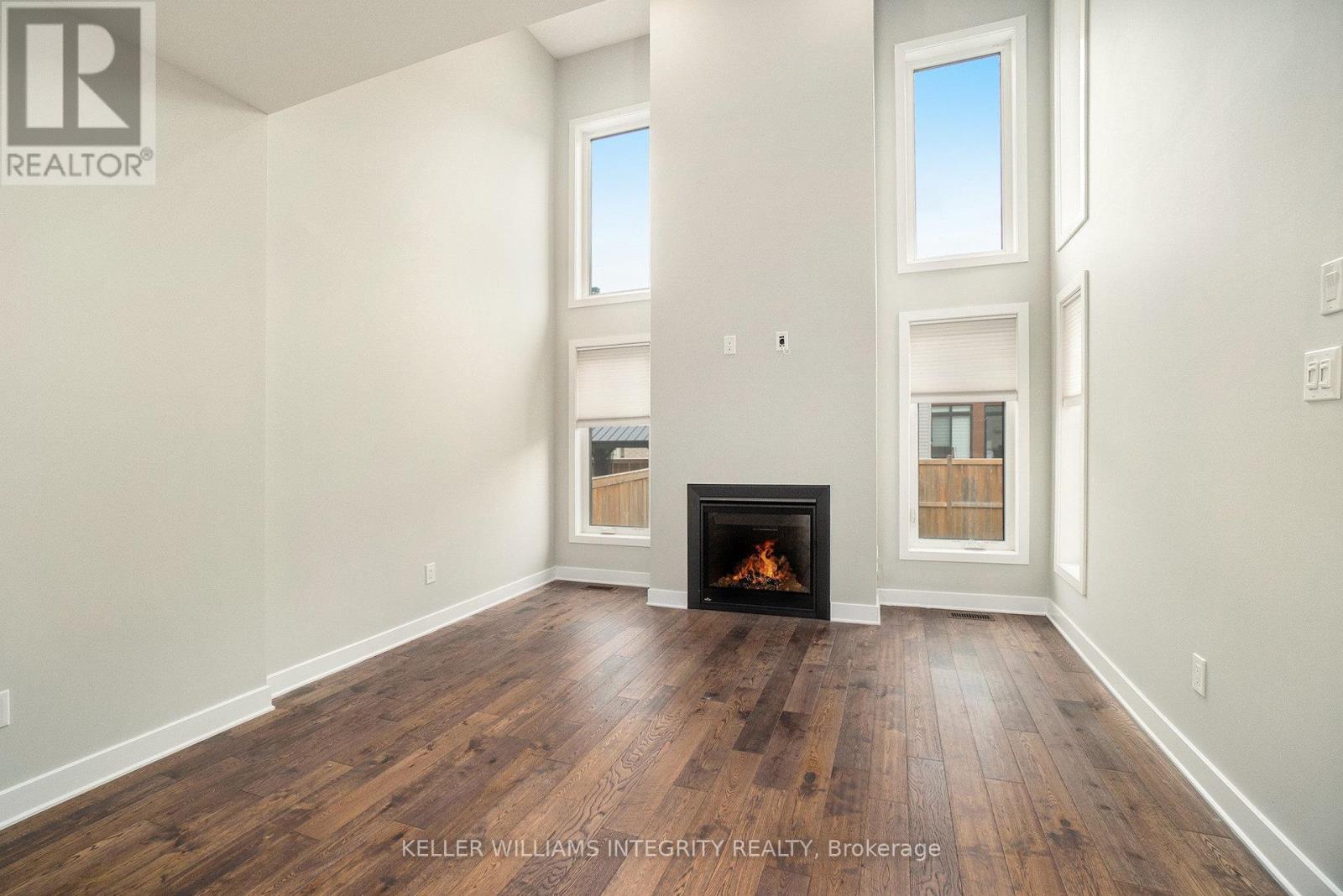 458 Trident Mews, Ottawa, Ontario  K1T 0T2 - Photo 4 - X12170589