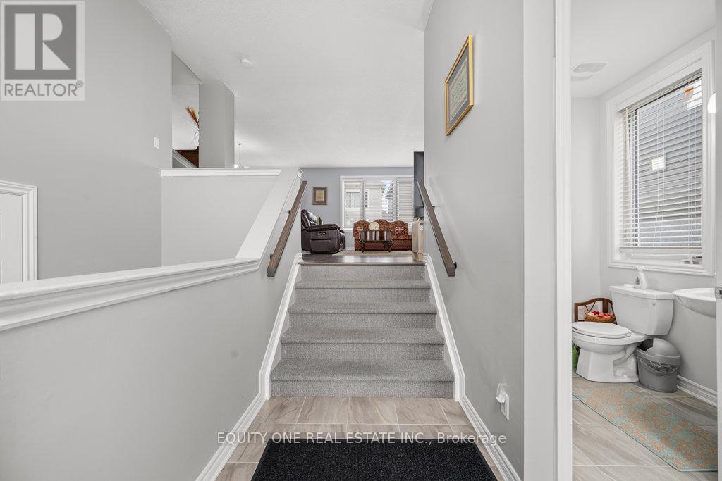 339 Lamarche Avenue, Ottawa, Ontario  K1W 0M9 - Photo 6 - X12170595