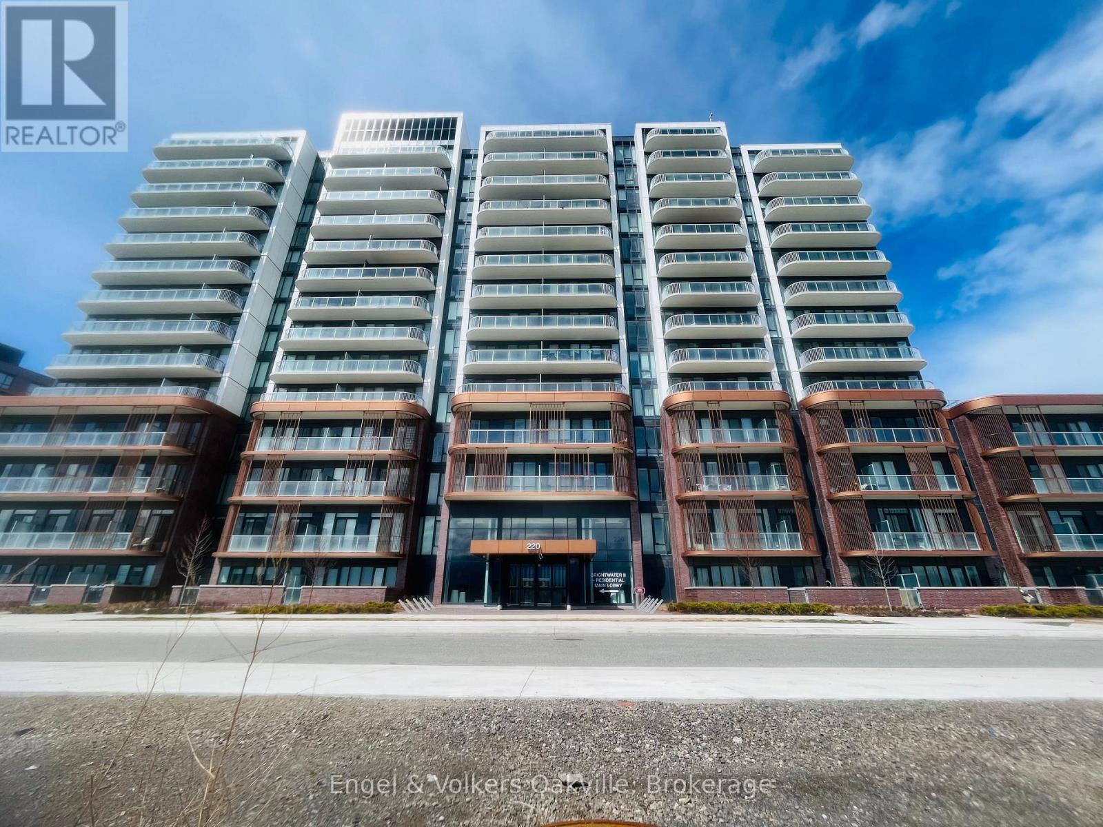 601 - 220 MISSINNIHE WAY, mississauga (port credit), Ontario