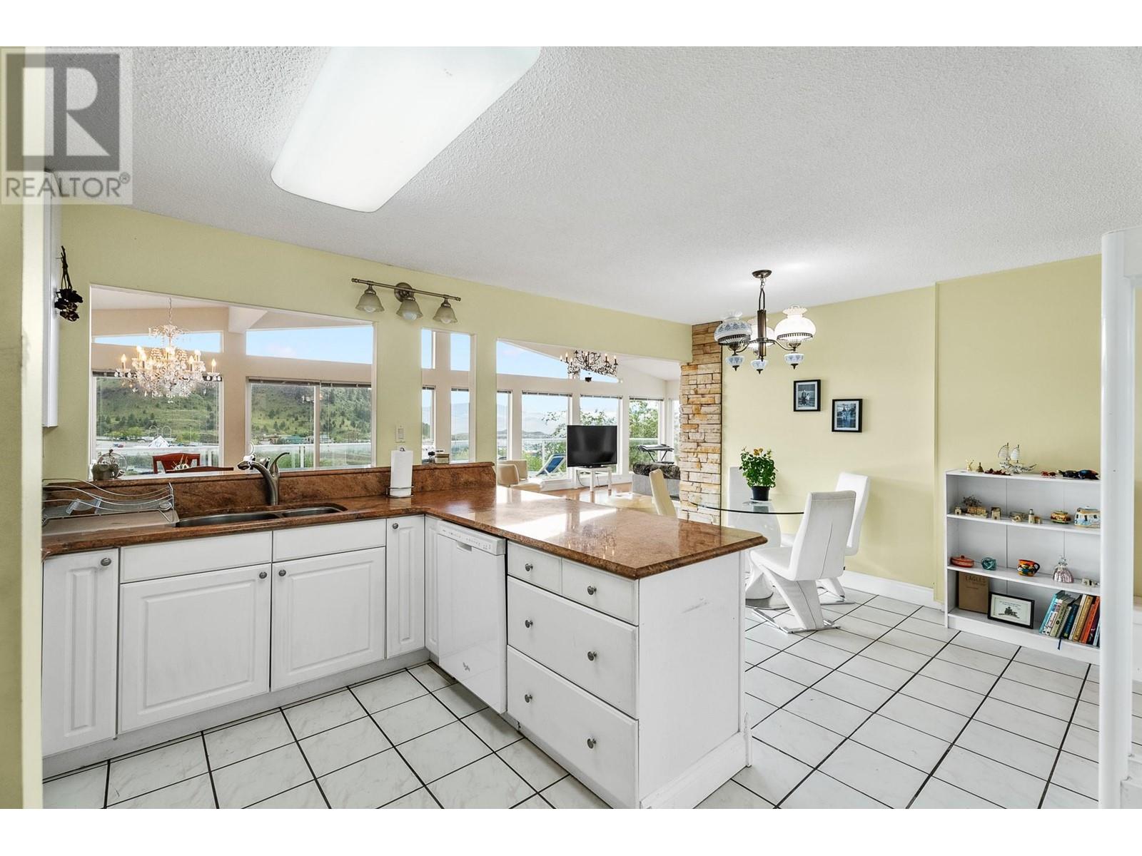 845 Gleneagles Drive, Kamloops, British Columbia  V2E 1K2 - Photo 7 - 10348272
