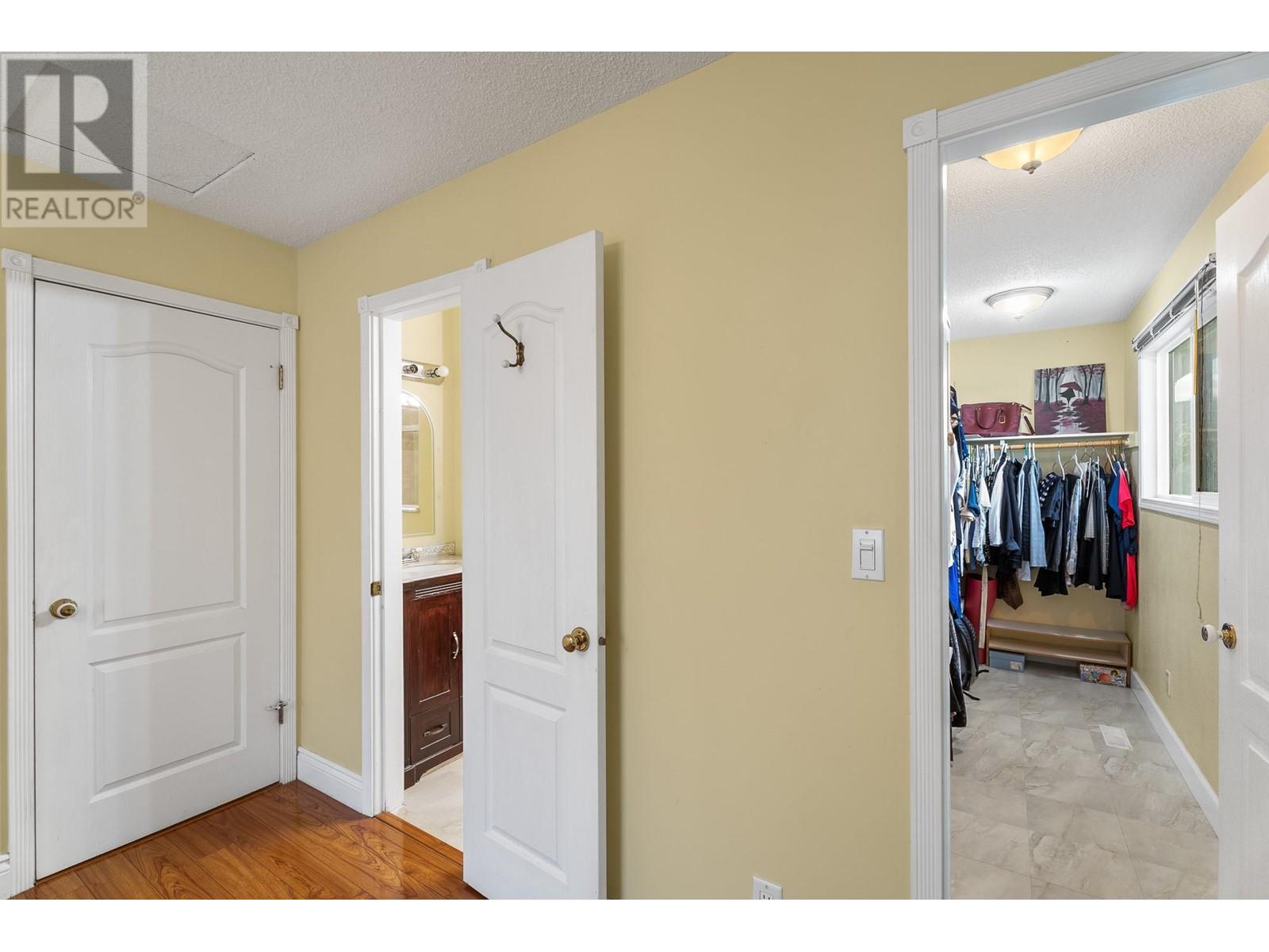 845 Gleneagles Drive, Kamloops, British Columbia  V2E 1K2 - Photo 33 - 10348272