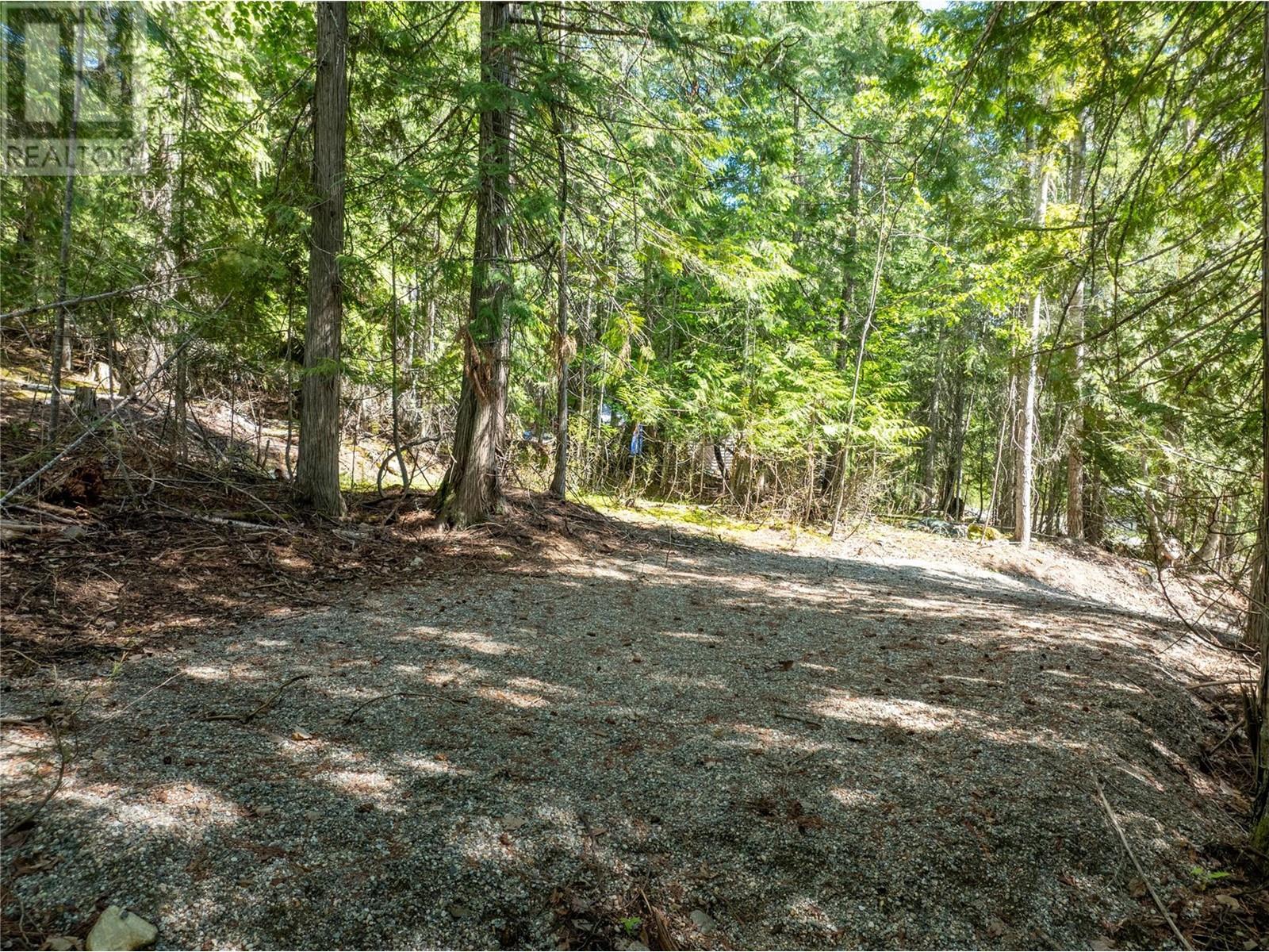 Lot 211 Estate Place, Anglemont, BC V0E1M8