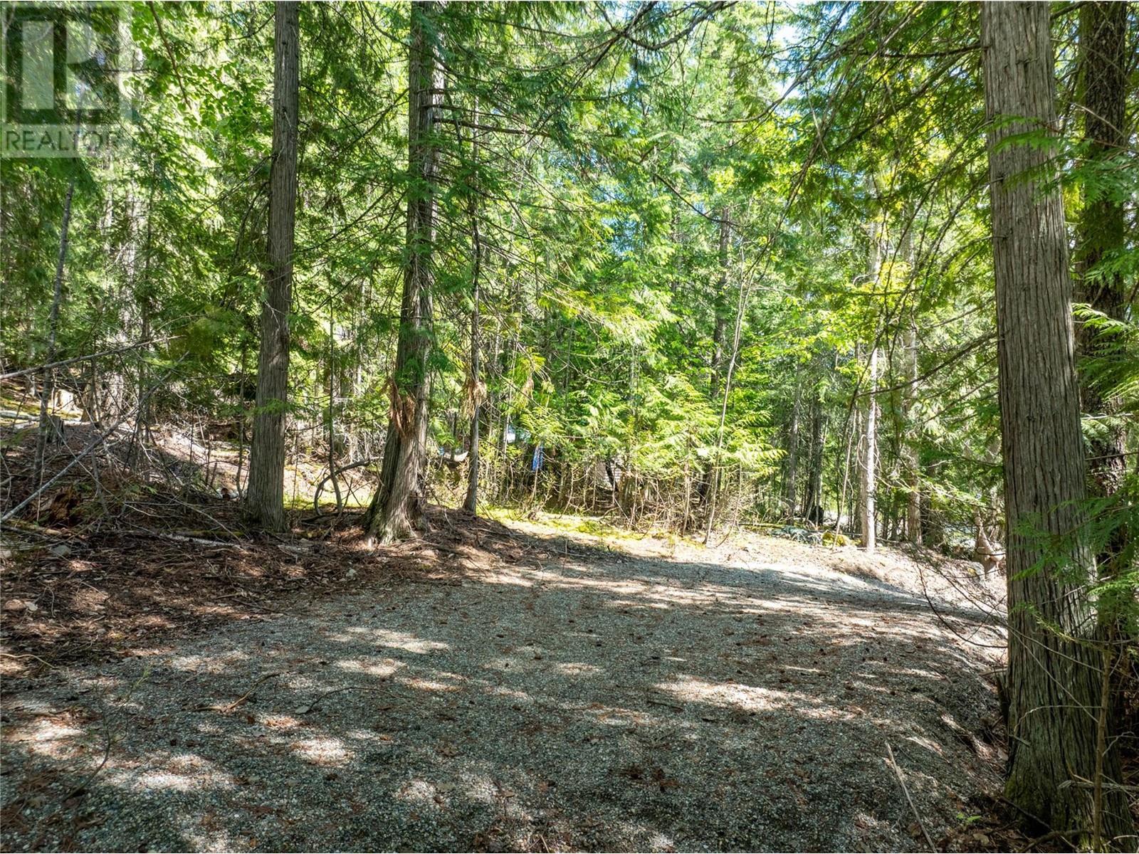 Lot 211 Estate Place, Anglemont, British Columbia  V0E 1M8 - Photo 19 - 10348580