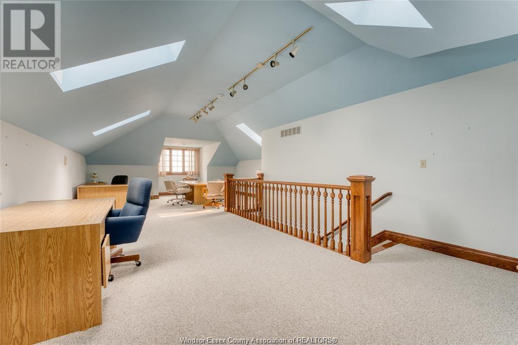 300 Elmgrove Dr, Lakeshore, Ontario  N8N 3S4 - Photo 33 - 25012922