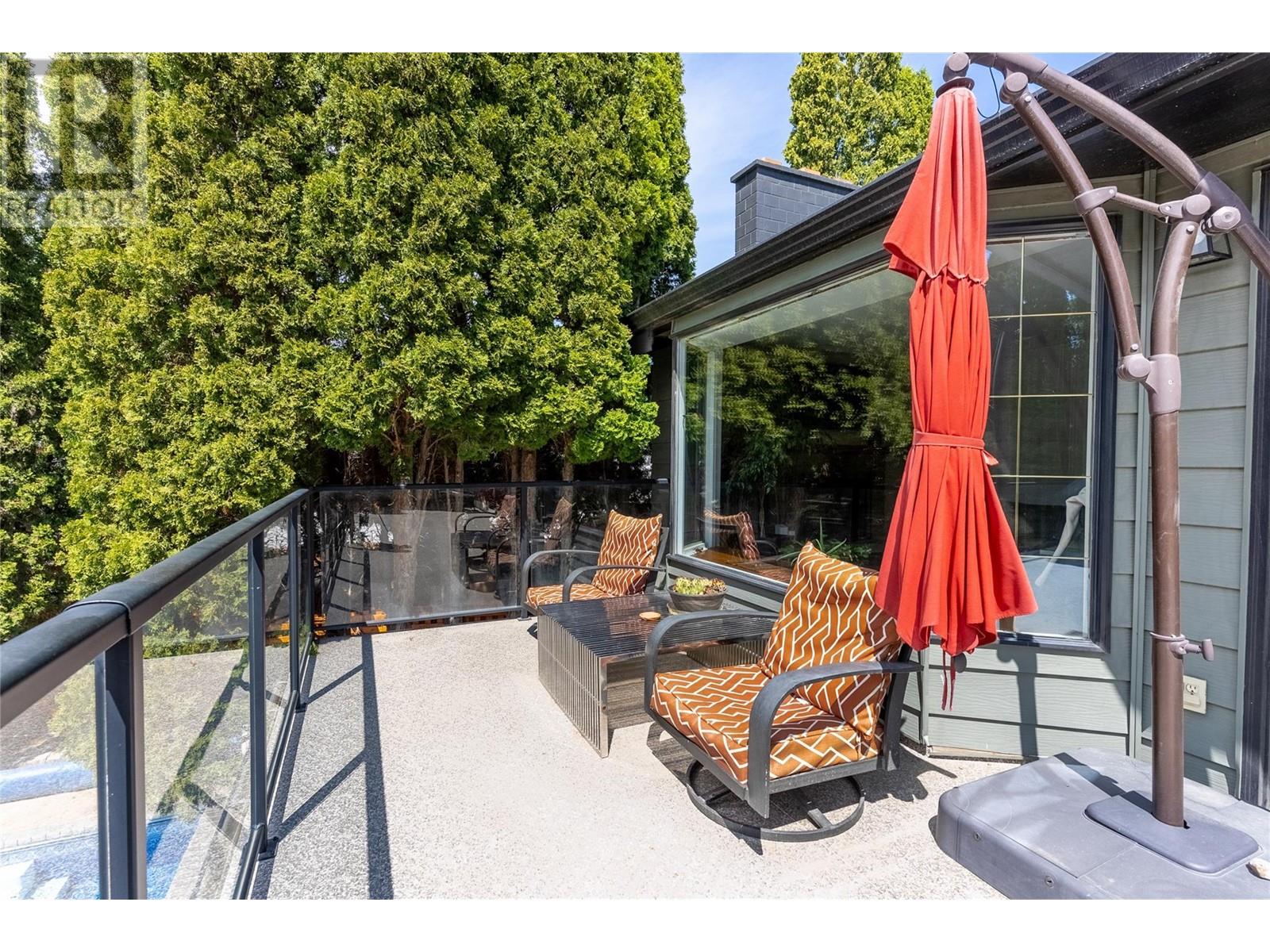 1765 CLIFFORD Avenue, Kamloops, BC V2B4G7