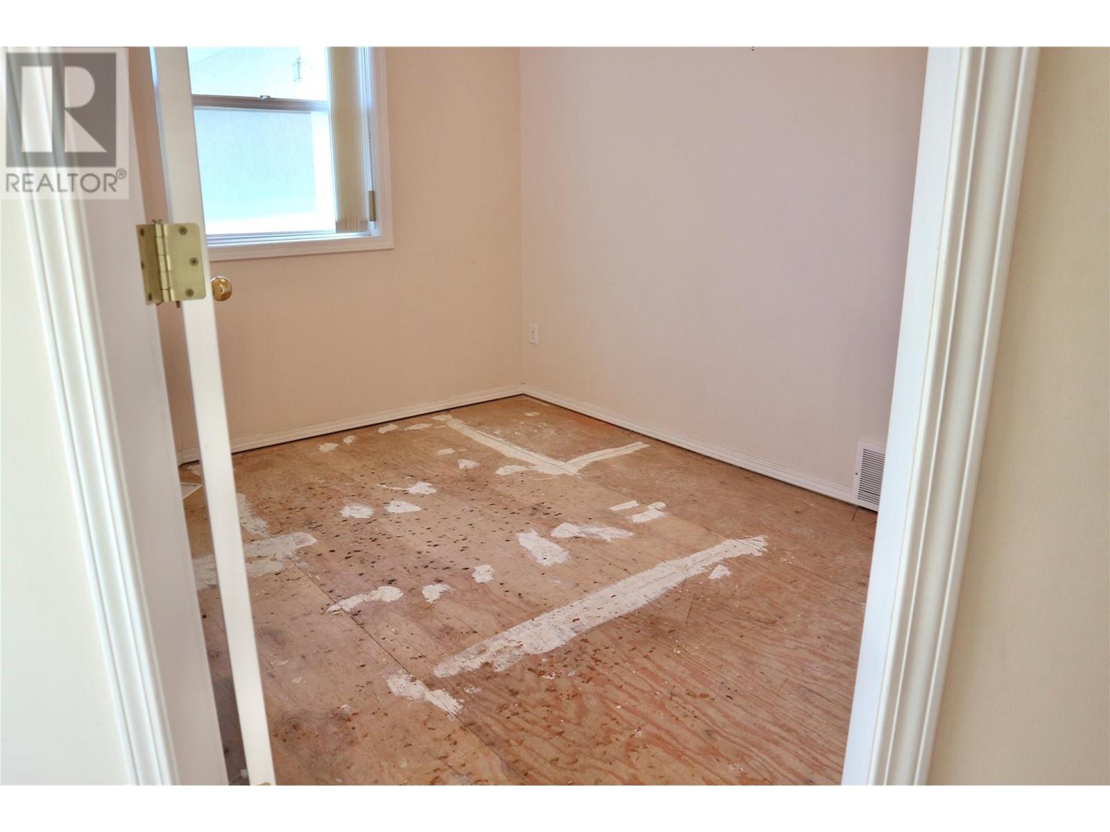 1020 Martin Avenue, Kelowna, British Columbia  V1Y 6V5 - Photo 21 - 10349205