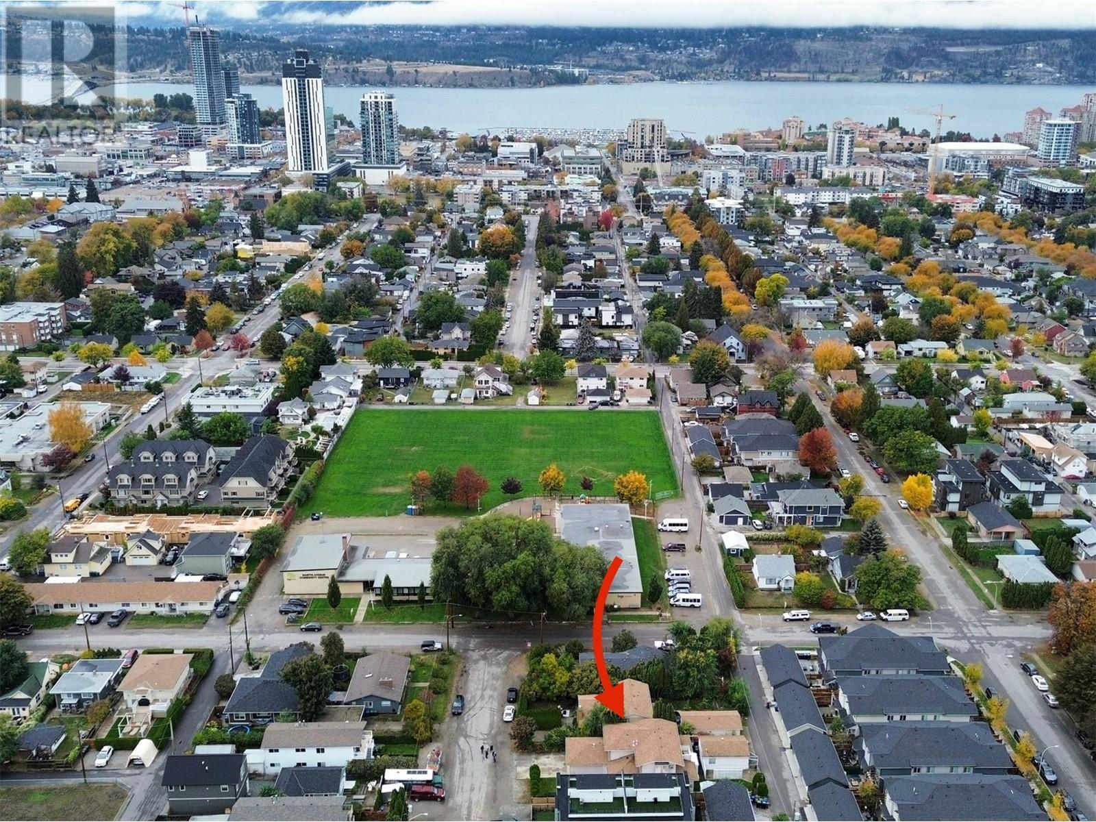 1020 Martin Avenue, Kelowna, British Columbia  V1Y 6V5 - Photo 9 - 10349205