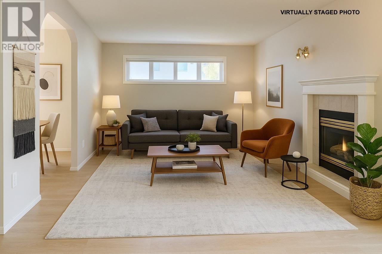 1020 Martin Avenue, Kelowna, BC V1Y6V5